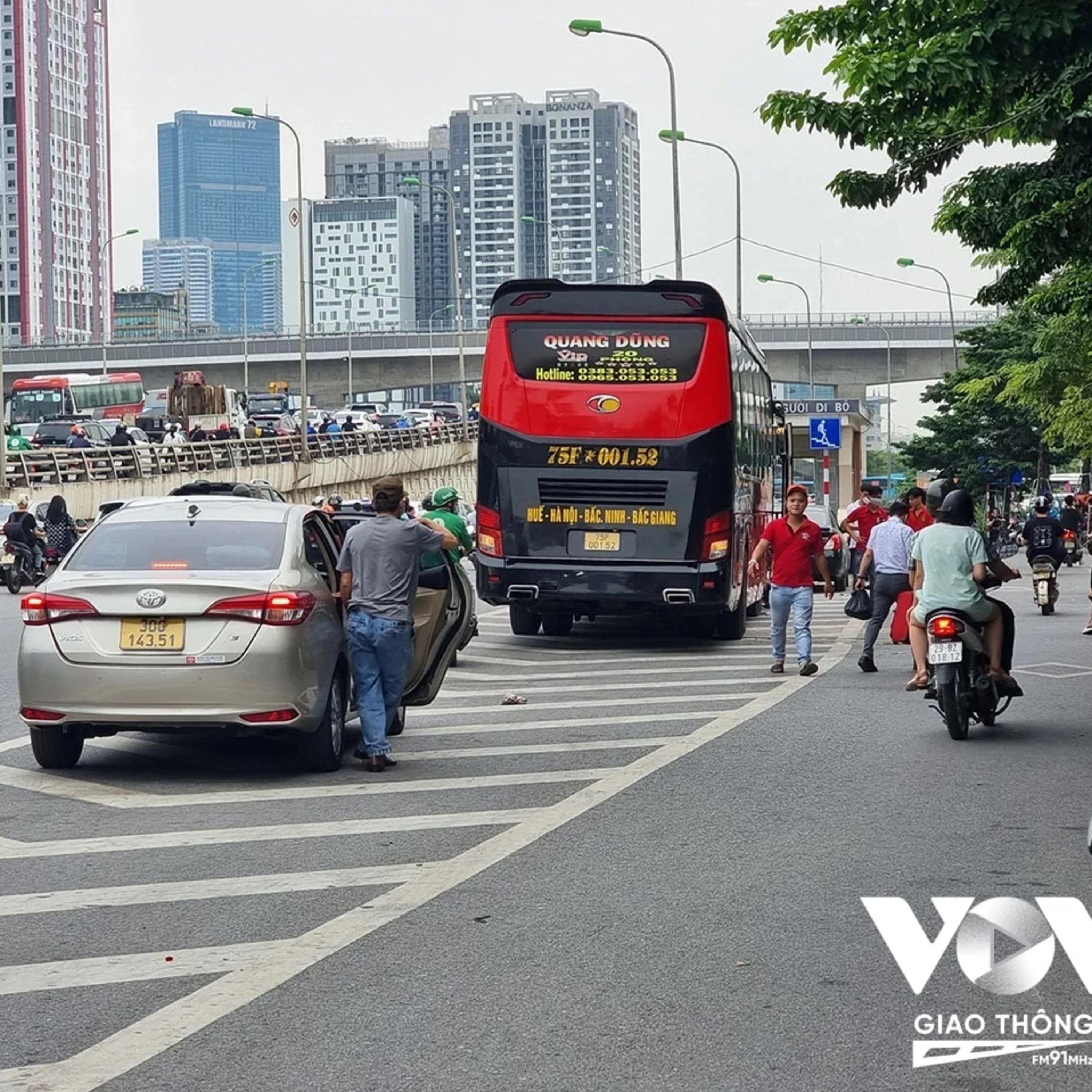 Sửa quy định để xe dù không thể vi phạm episode artwork