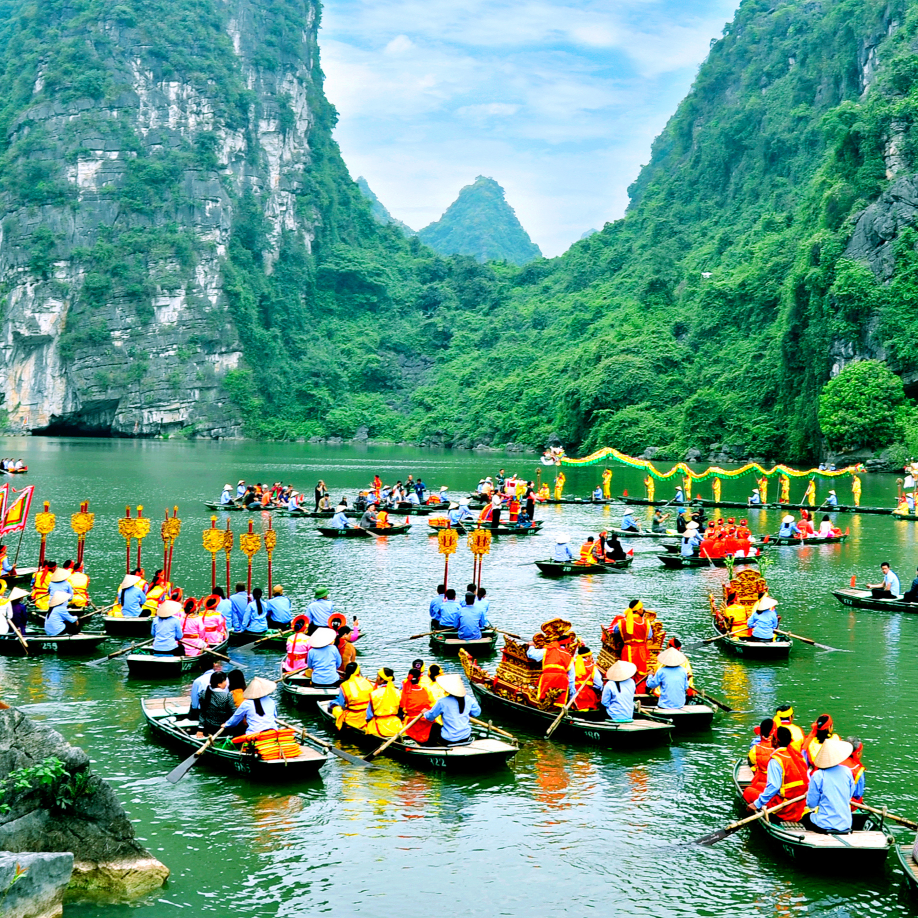 Thu 9 đồng, chi hơn 8 đồng, cách nào tăng thặng dư du lịch?