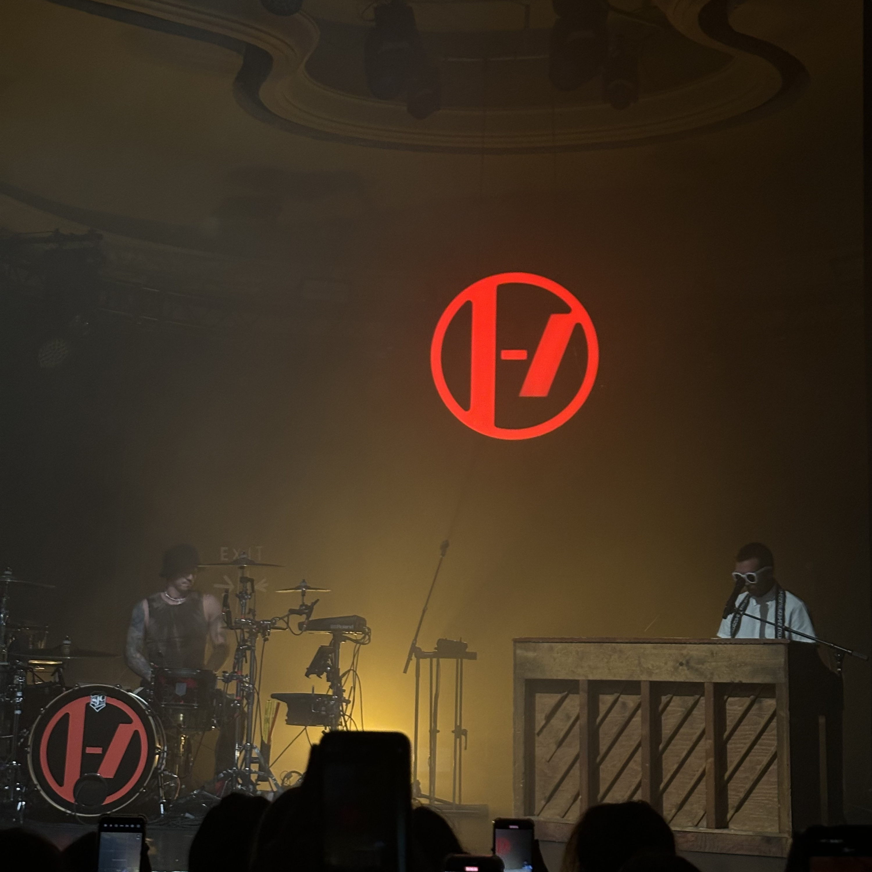 Angehört: An Evening With Twenty One Pilots episode artwork