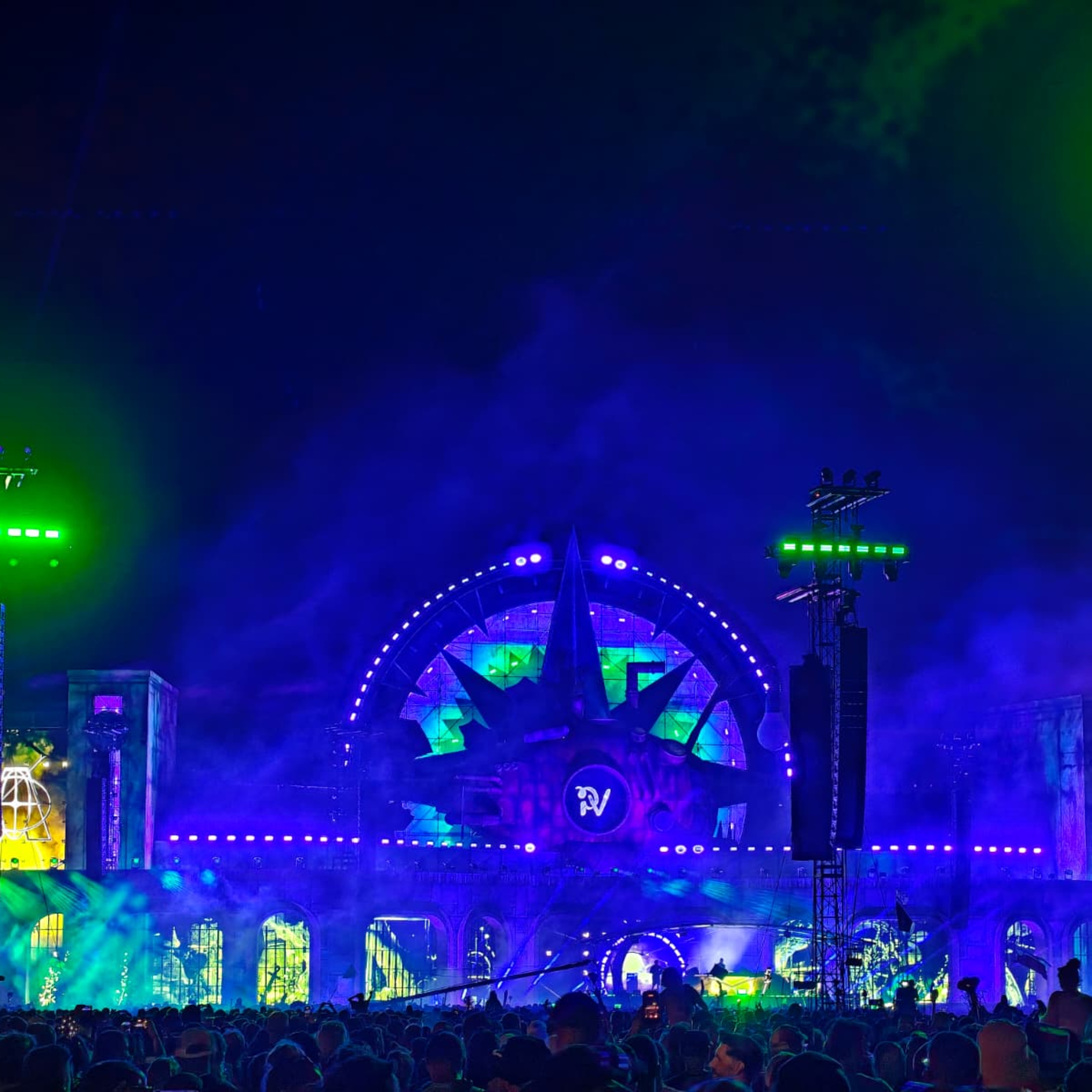 EDM und Ekstase in Weeze: Parookaville 2026 episode artwork