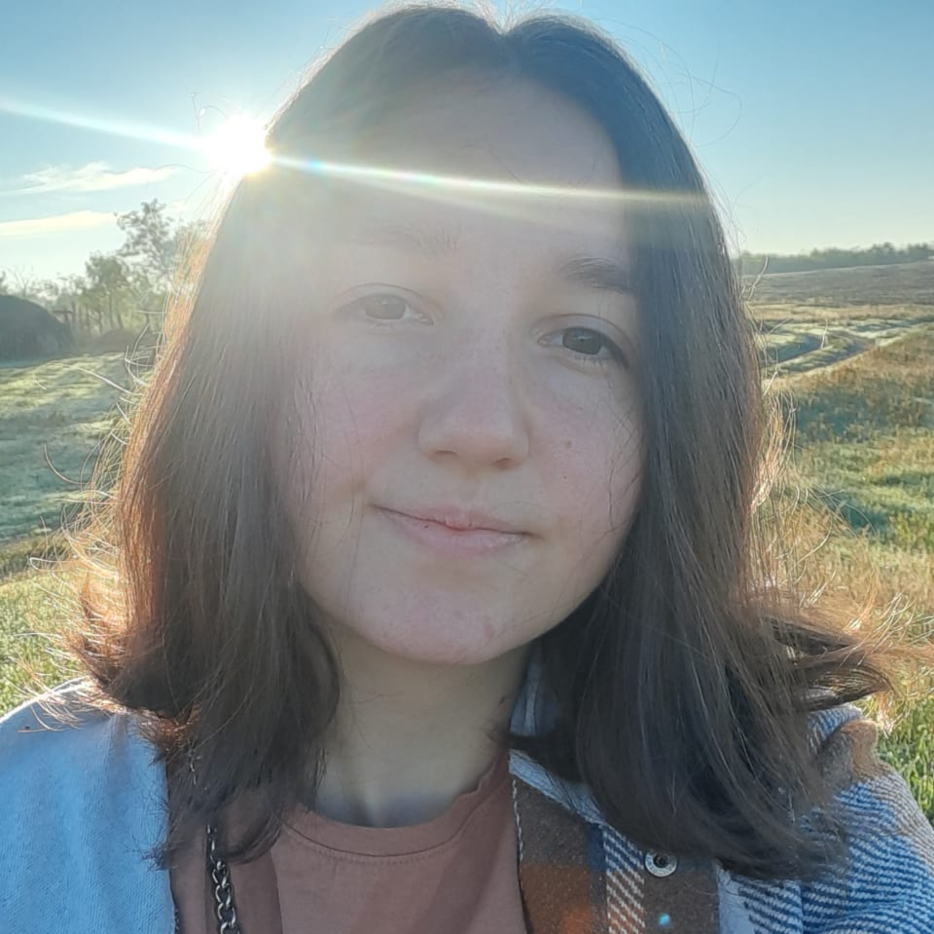 16/52 How is it for a Ukrainian refugee in Ireland? An Interview with Ambika at Sunrise Farm, Ireland.  episode artwork