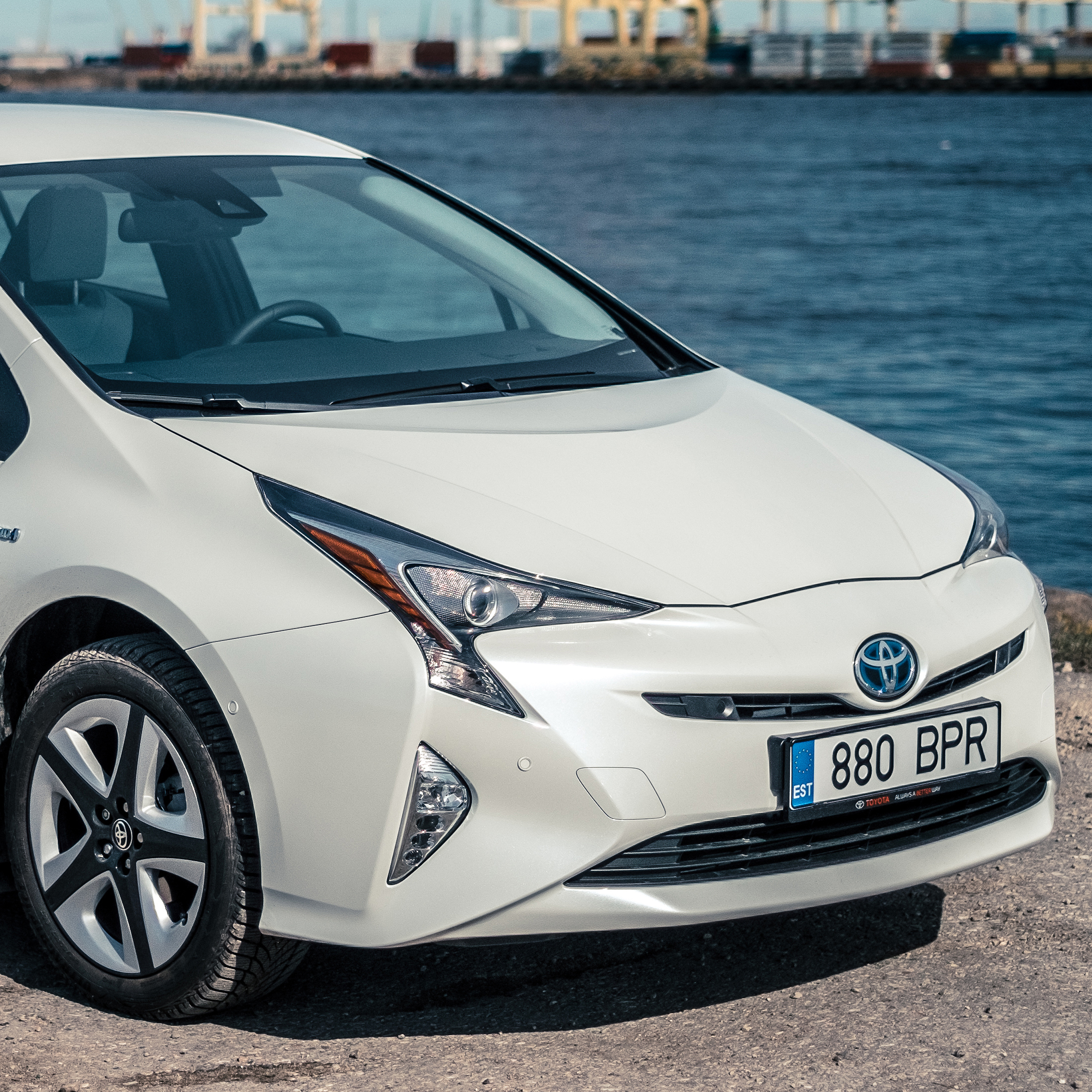 Toyota đã đúng khi lựa chọn đầu tư vào xe hybrid? episode artwork