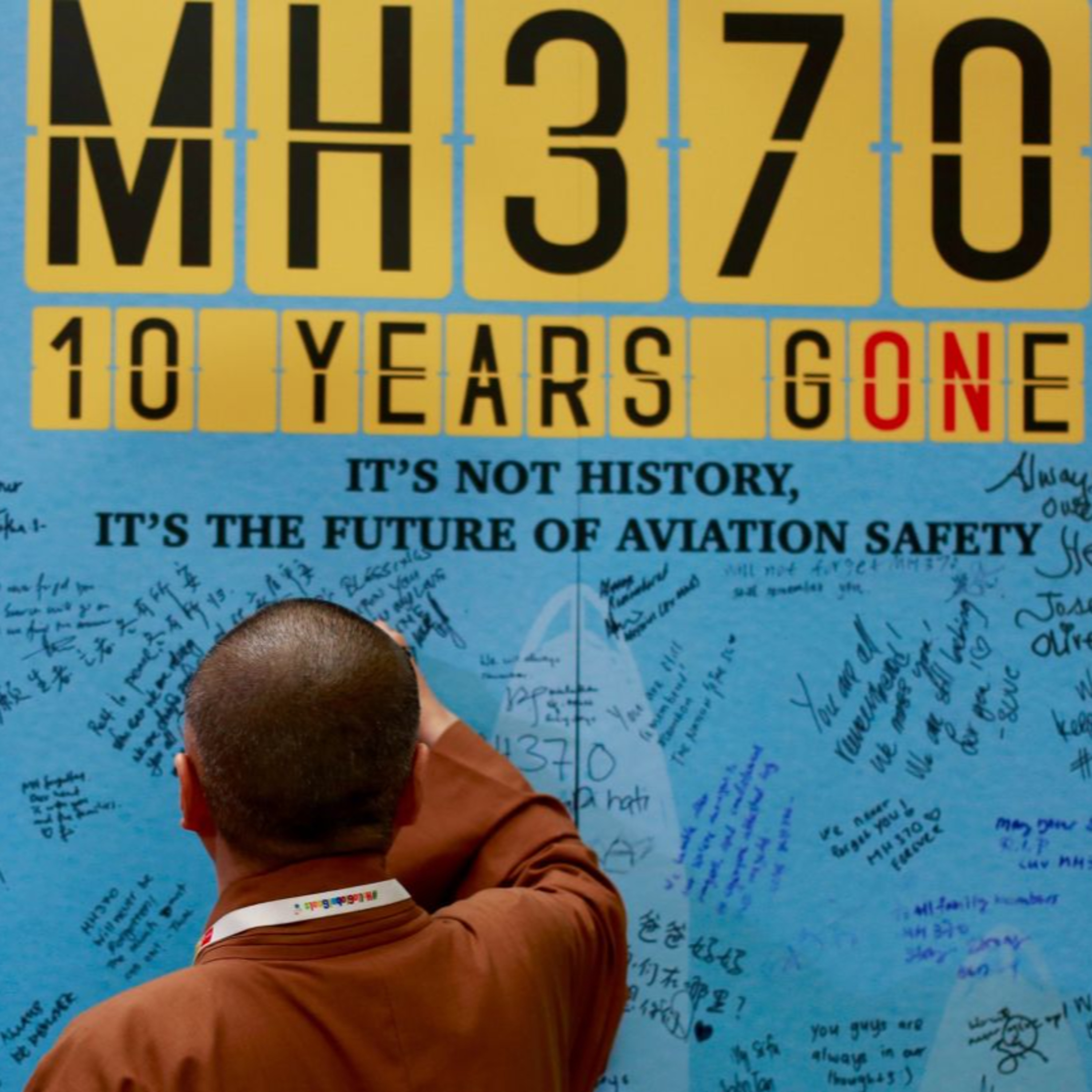 10 năm sau thảm hoạ MH370, thân nhân chưa từ bỏ hy vọng episode artwork