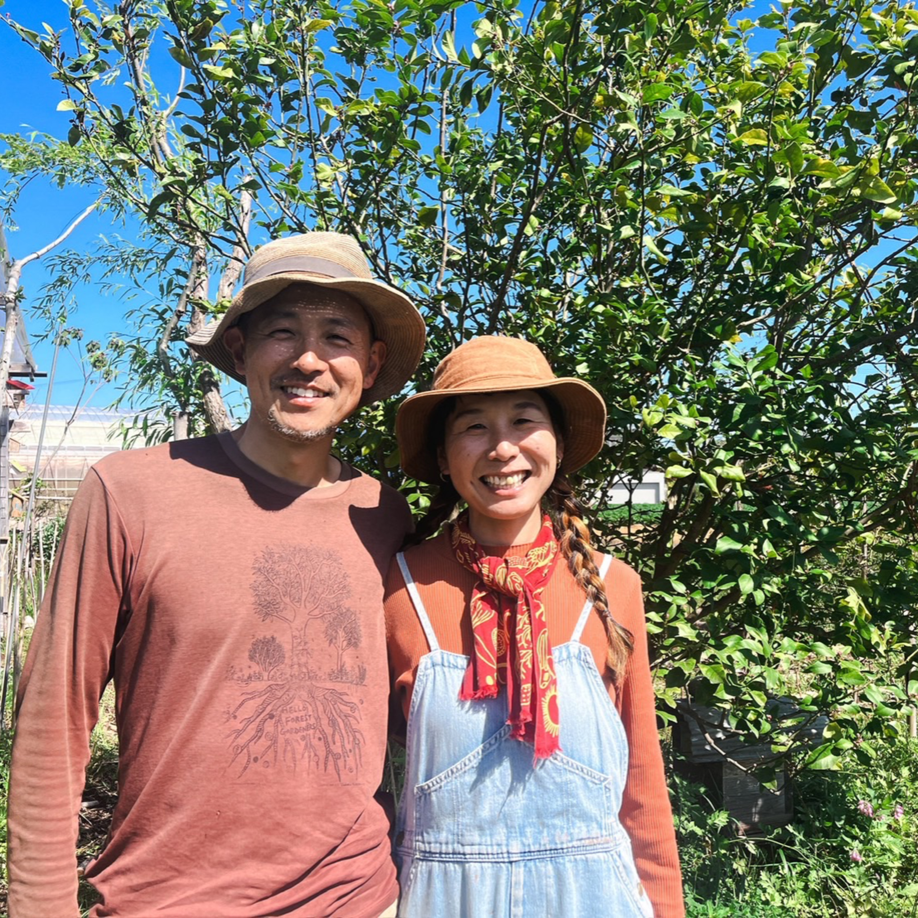 第50回【川村若菜さん(パーマカルチャーデザインラボ共同代表)、大村淳さん(パーマカルチャーデザインラボ共同代表)】食べられる森のつくりかた episode artwork