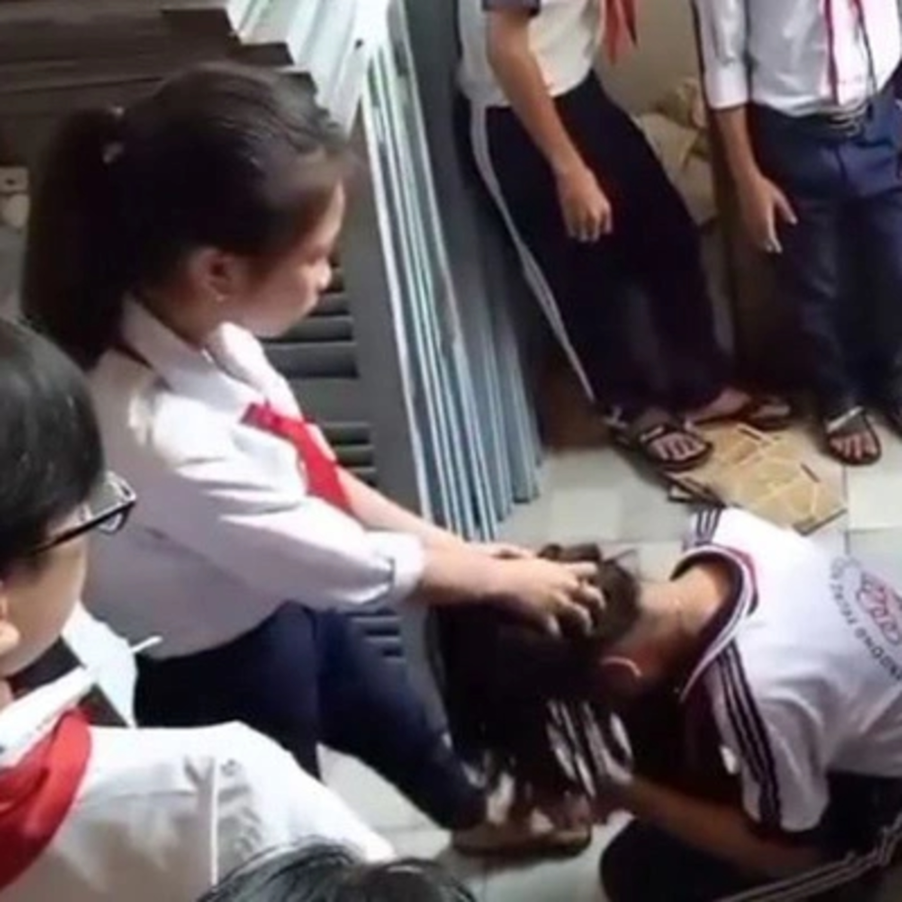 Hồi phục tâm lý cho nạn nhân sau bạo lực học đường - Vấn đề không nhỏ