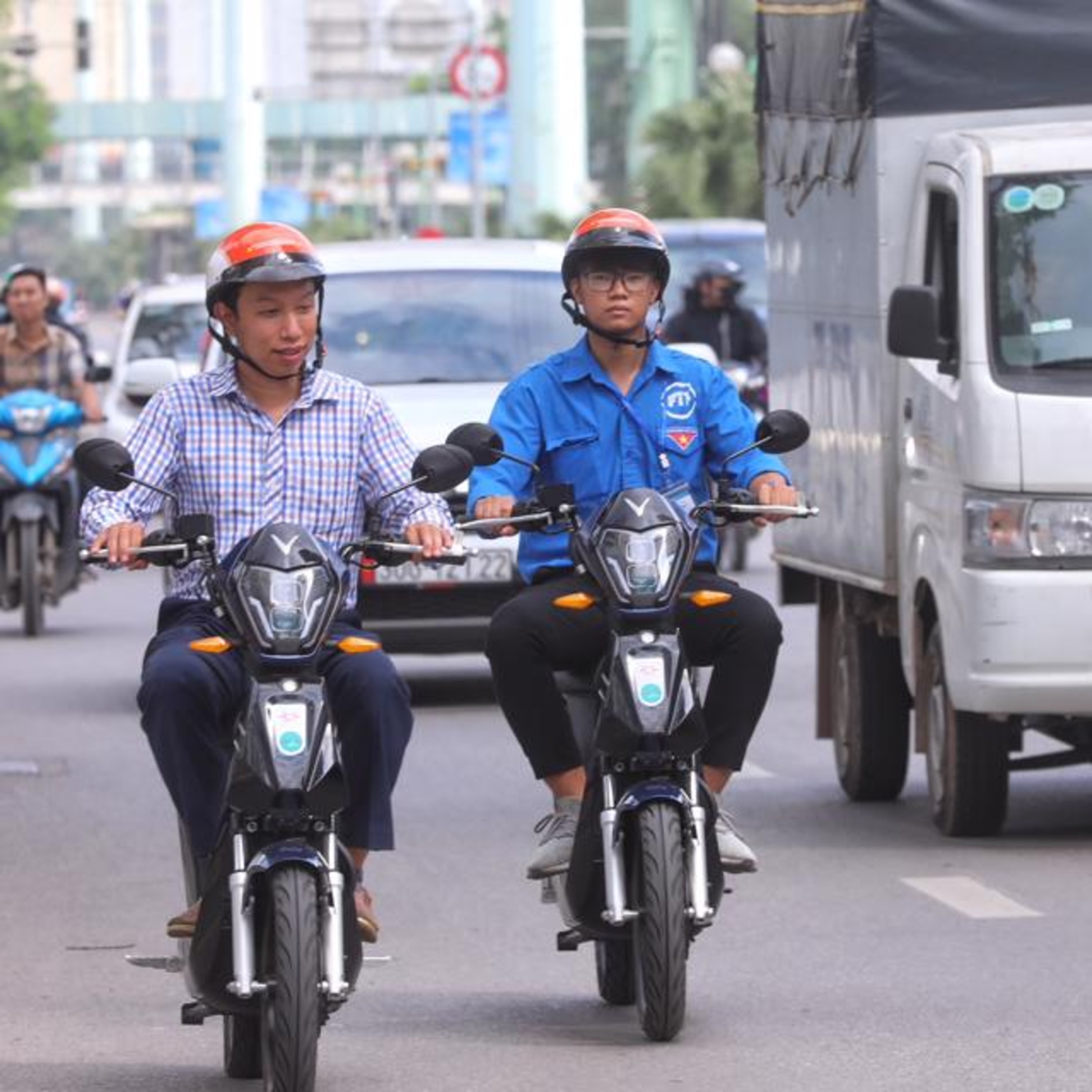 Thí điểm xe điện 2 bánh miễn phí – Bước đầu tạo thói quen sử dụng phương tiện công cộng episode artwork