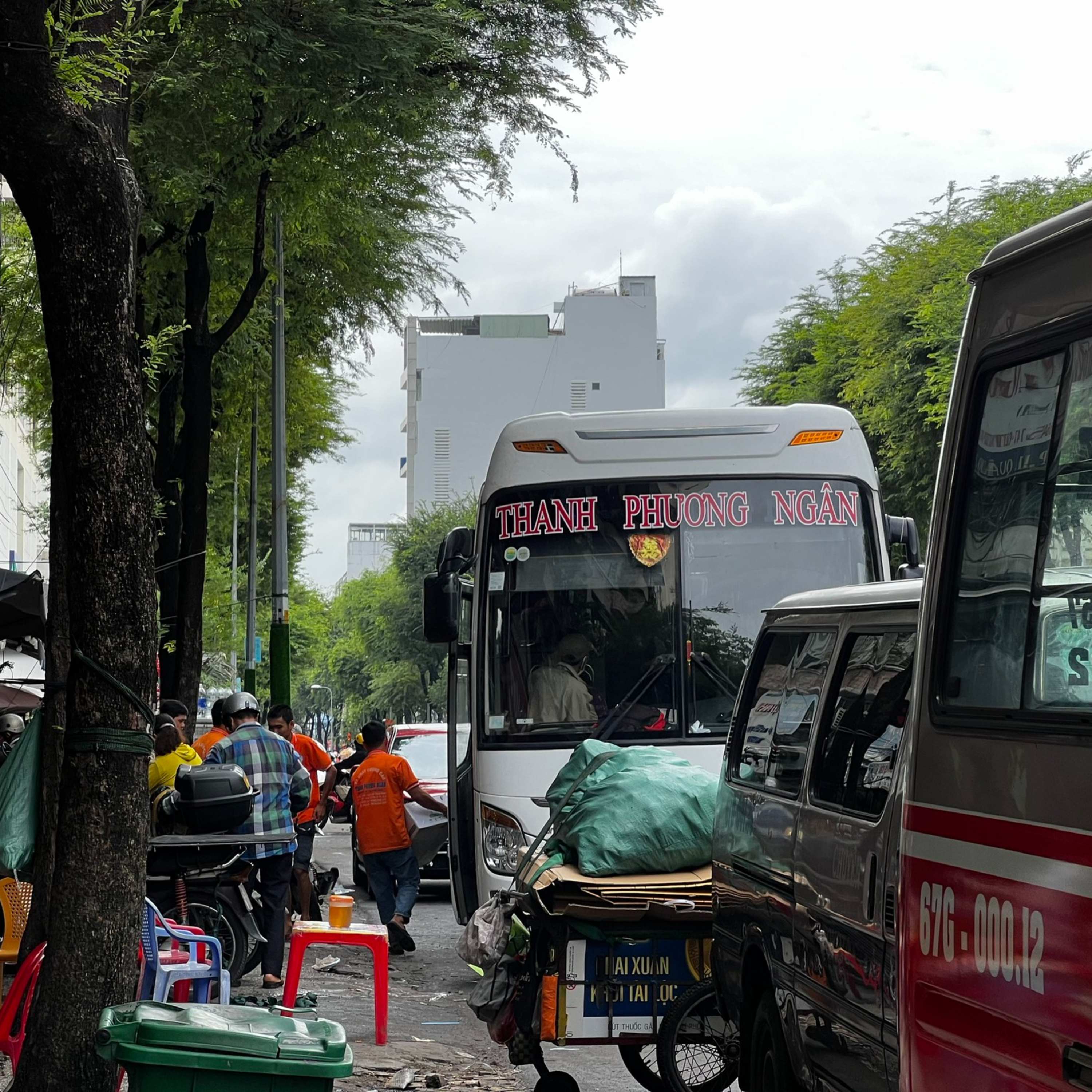 TP.HCM đề xuất cấm xe khách giường nằm vào nội đô 24/24 và kiến nghị của doanh nghiệp episode artwork