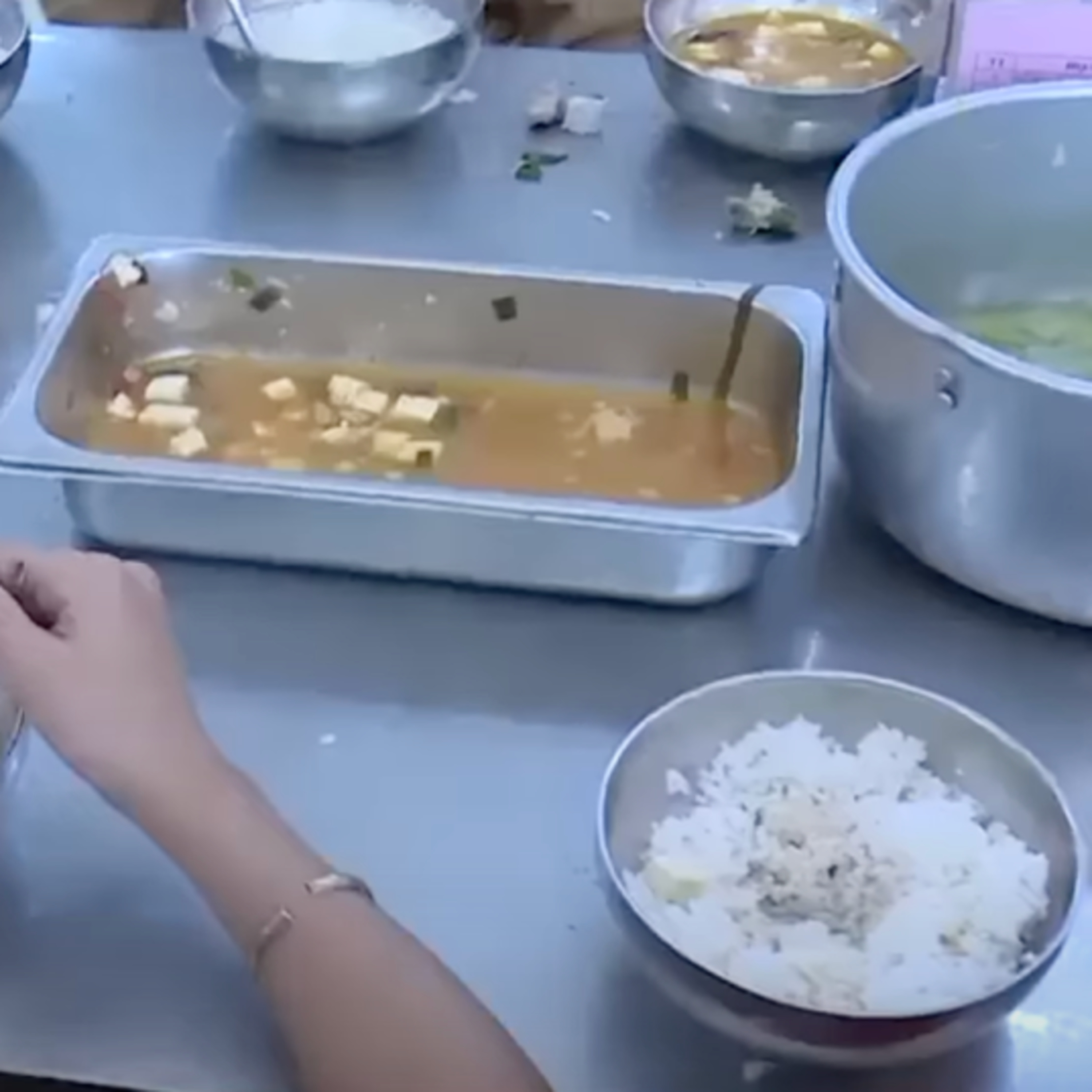 Cần cơ chế giám sát chặt chẽ việc sử dụng nguồn lực hỗ trợ trẻ em