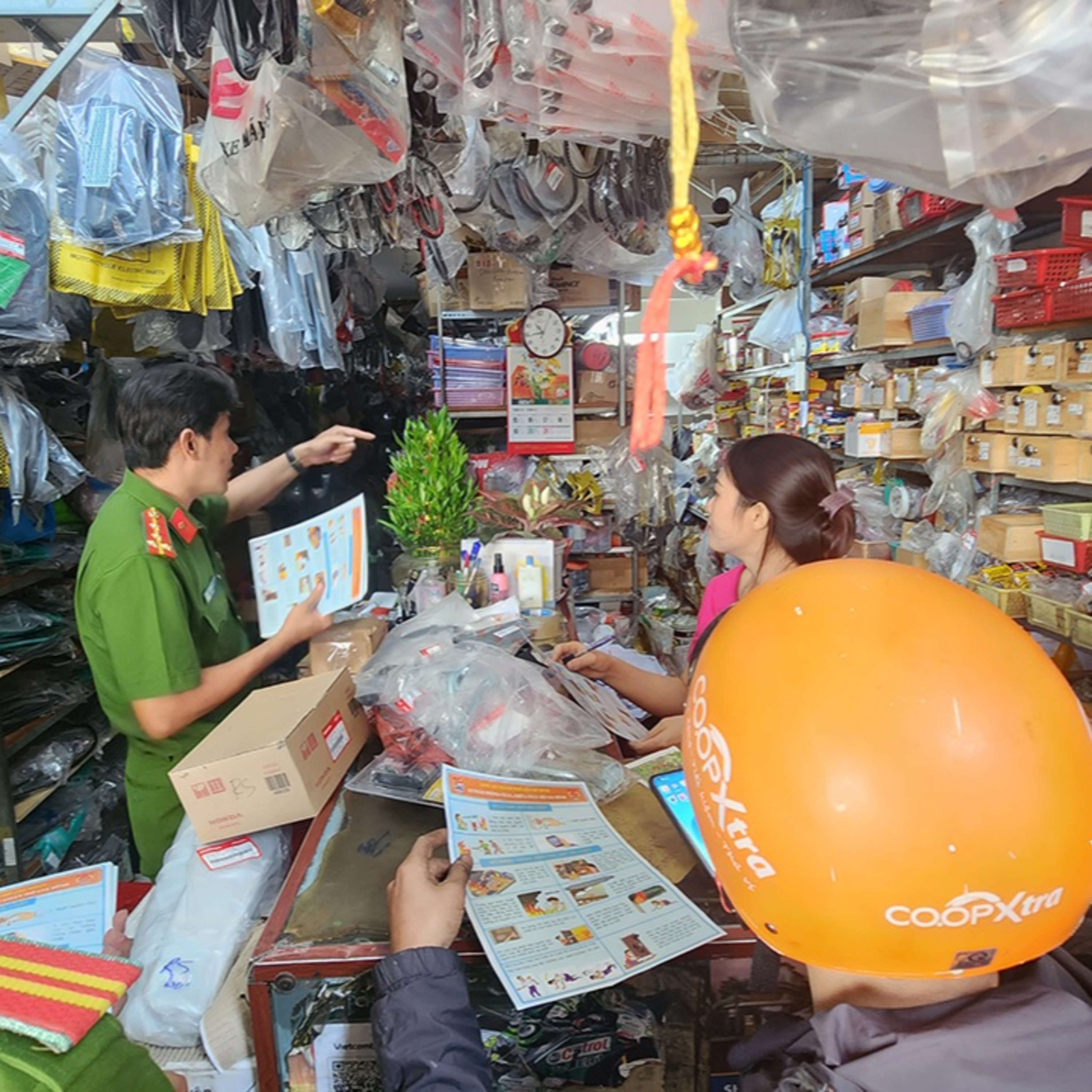 TP.HCM: Nếu để xảy ra cháy nổ trong dịp Tết, các quận, huyện phải chịu trách nhiệm episode artwork