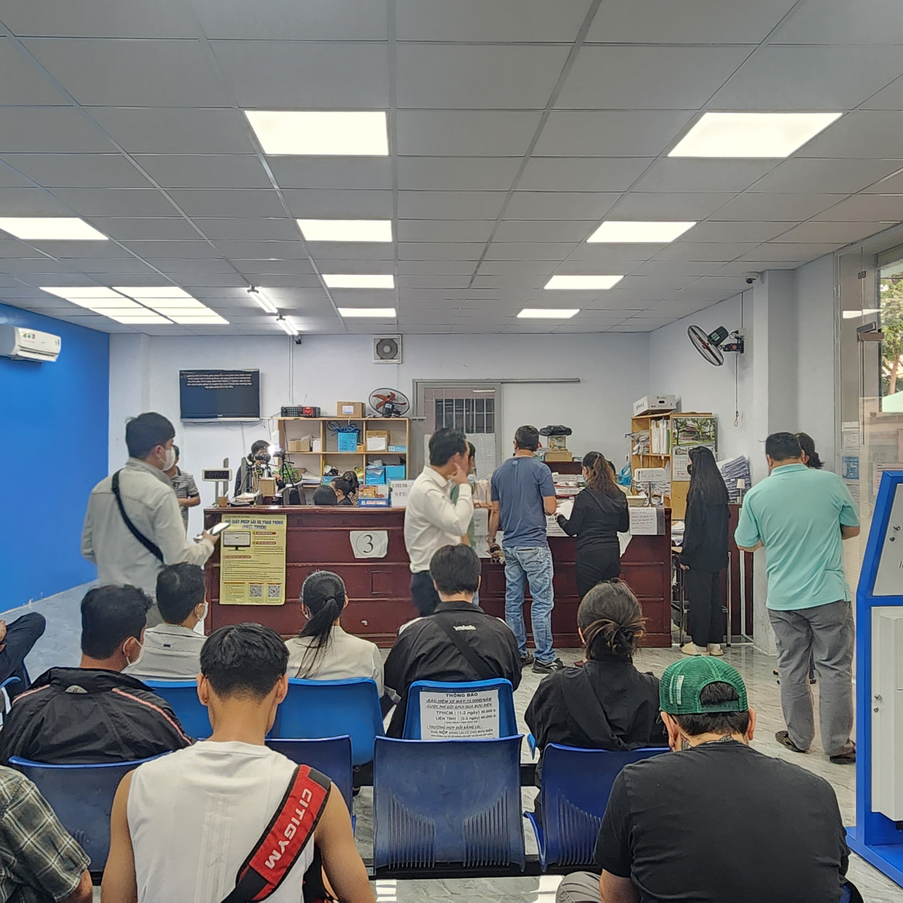 Đổi GPLX qua Cổng Dịch vụ công: Bất cập gì còn cần khắc phục?
