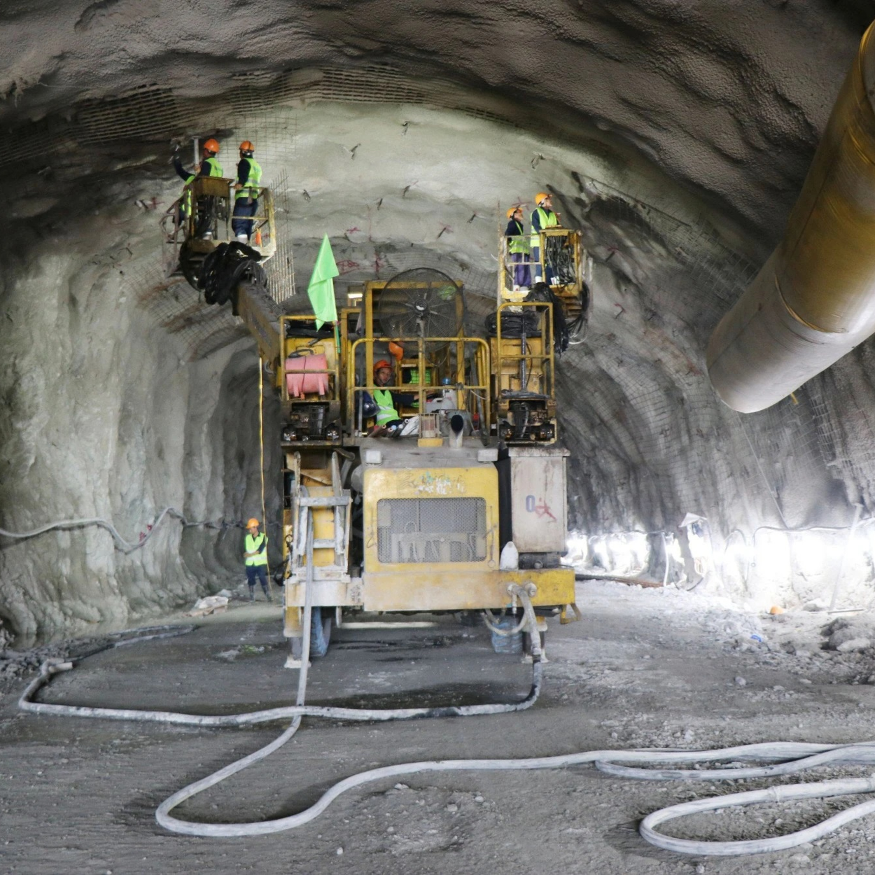 Đối thoại: Làm gì để sốc lại tiến độ dự án Quảng Ngãi - Hoài Nhơn?