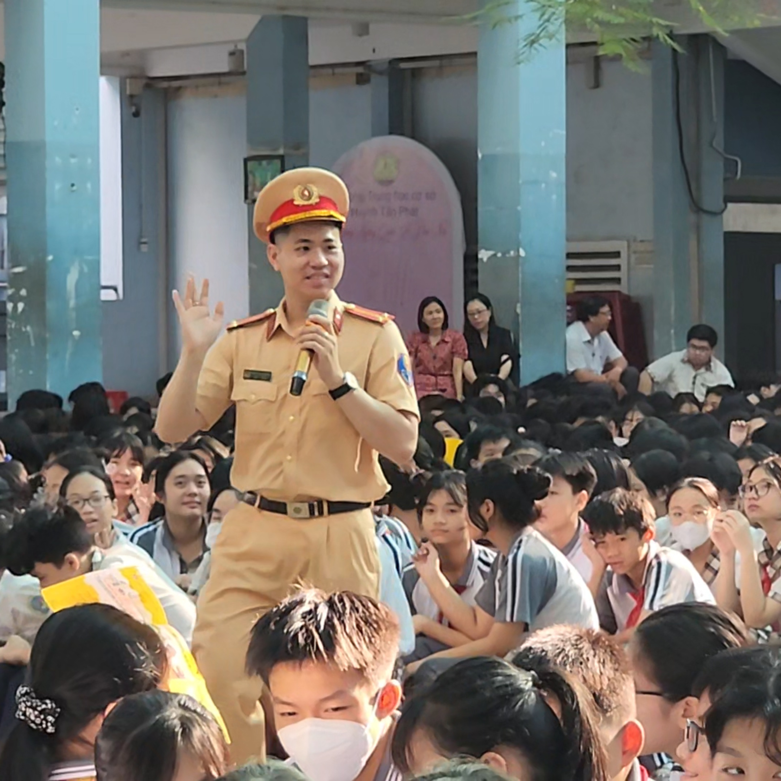 Đảm bảo TTATGT cho lứa tuổi học sinh là nhiệm vụ hàng đầu