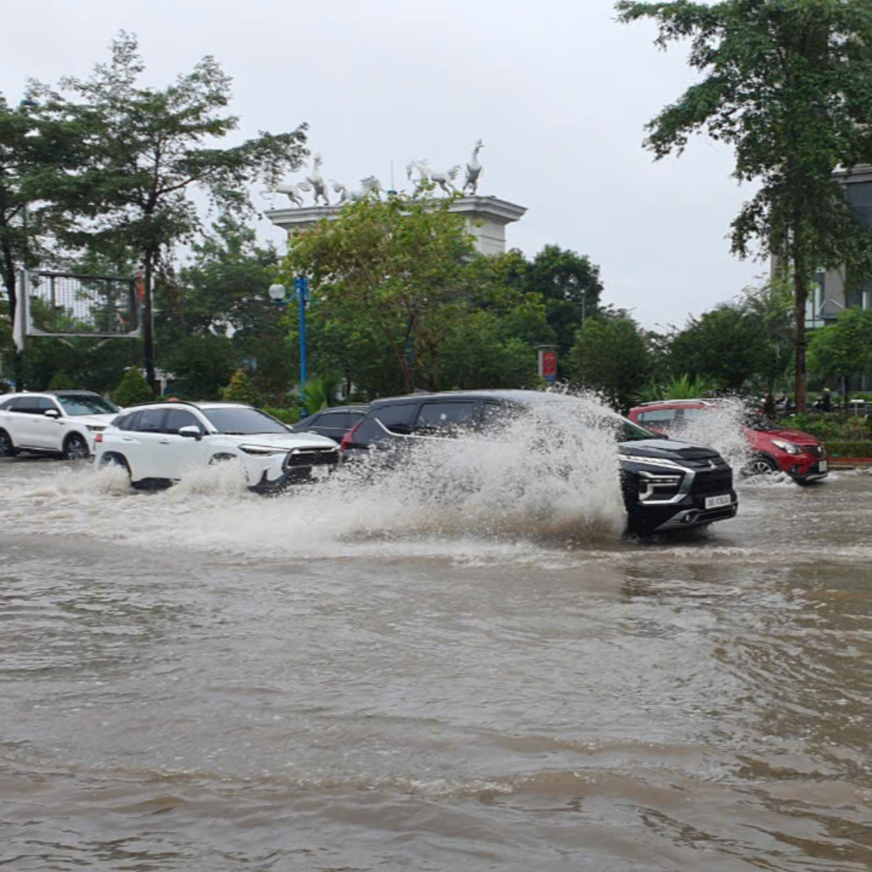 Trò chuyện trên phố: Để đảm bảo an toàn khi đi lại trong điều kiện mưa lũ, úng ngập episode artwork