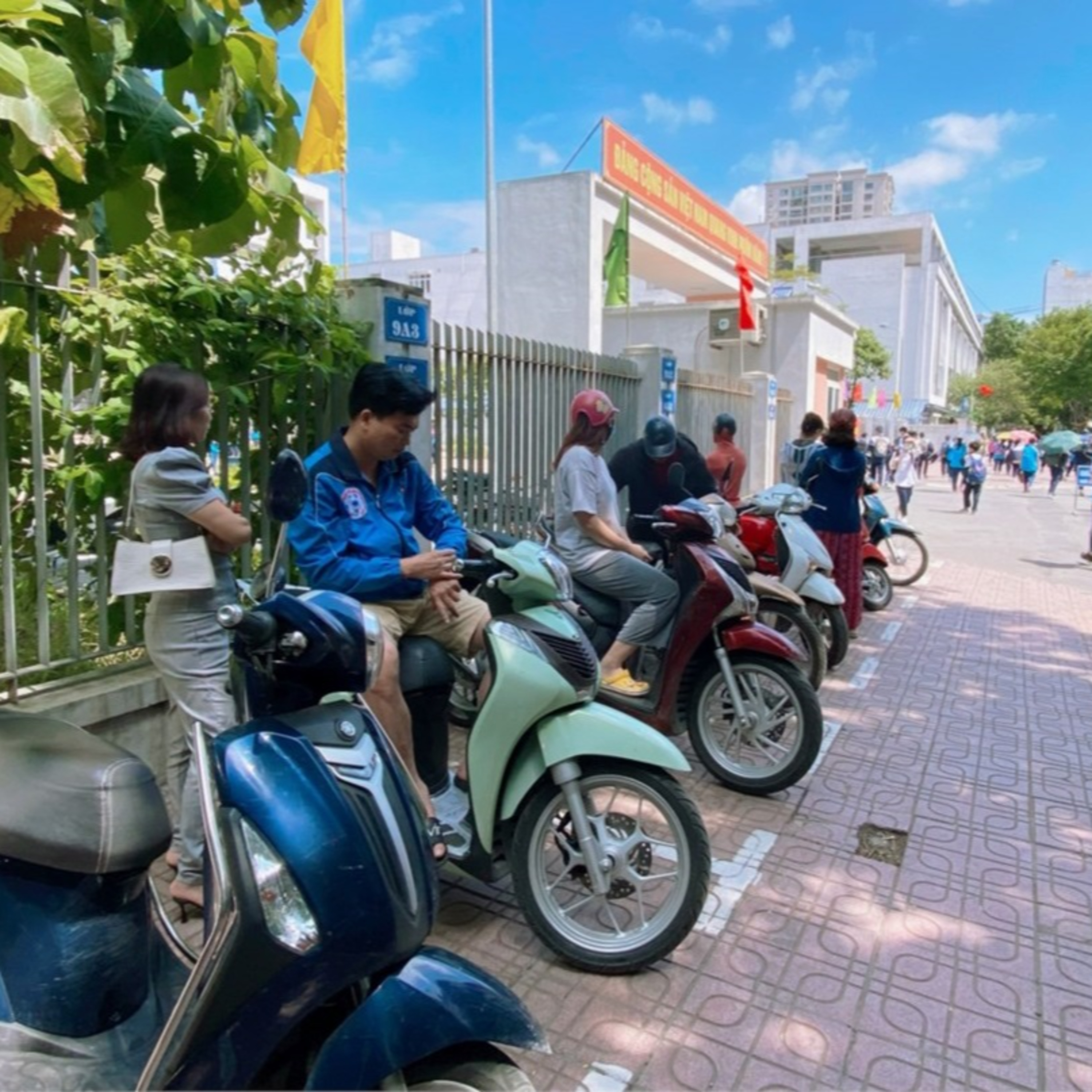Trò chuyện trên phố: Mô hình cổng trường an toàn giao thông tại Trường THCS Nguyễn Tri Phương, hiệu quả đến đâu? episode artwork