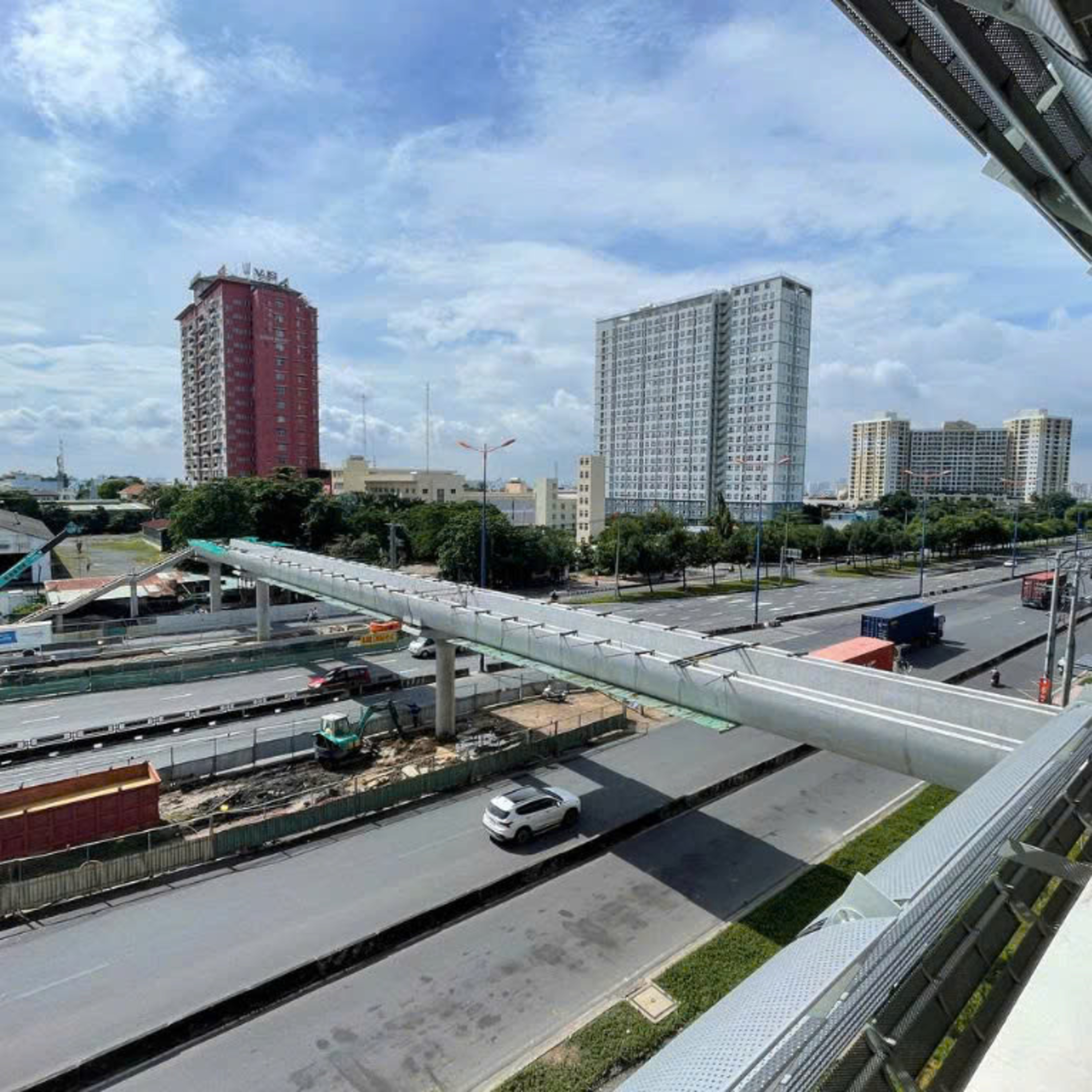 Thị thành ký: Người dân TP.HCM nói gì khi Metro số 1 chính thức vận hành? episode artwork
