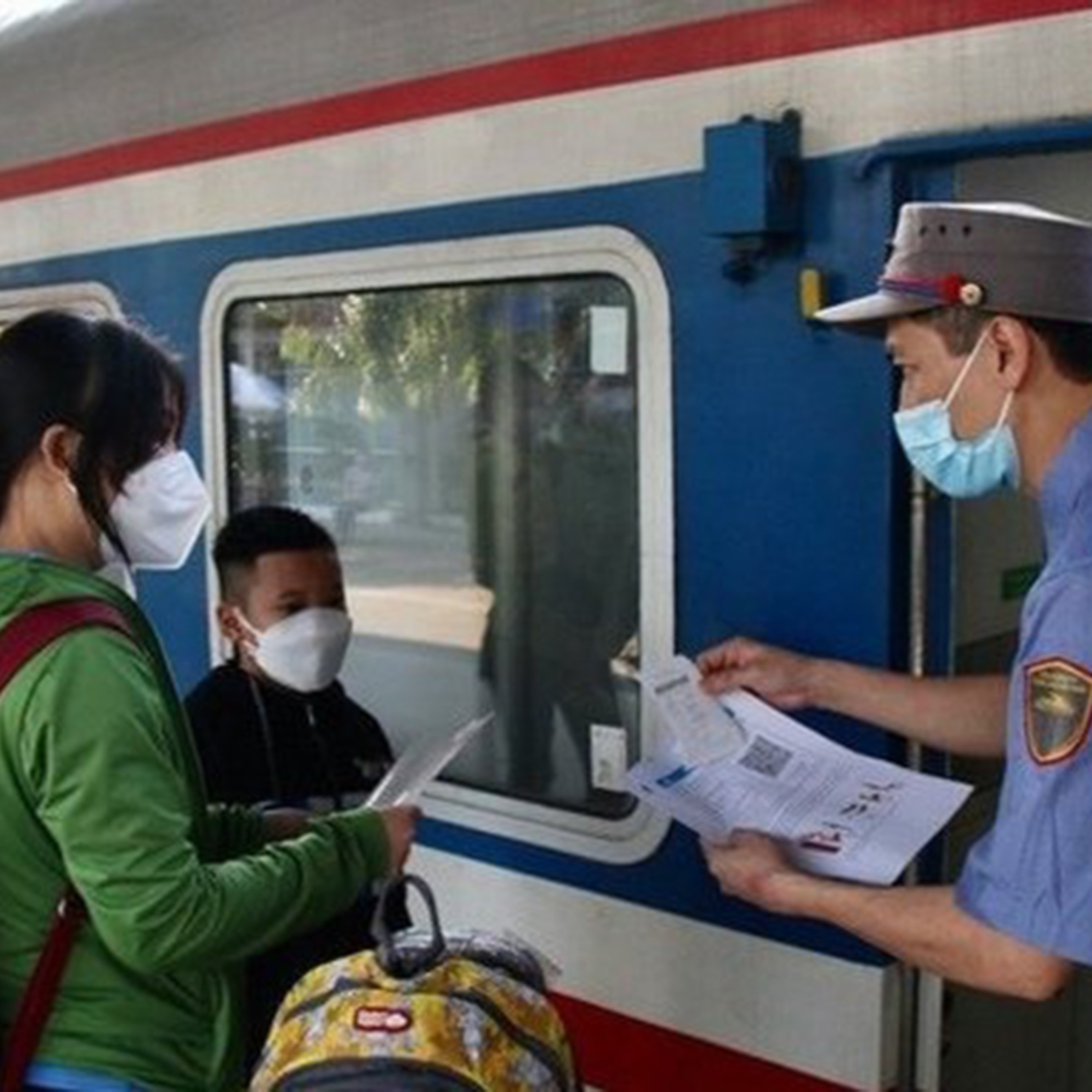 Đối thoại: Tăng cường kiểm soát, ngăn chặn vận chuyển hàng lậu, hàng dễ cháy nổ bằng tàu hoả dịp Tết episode artwork