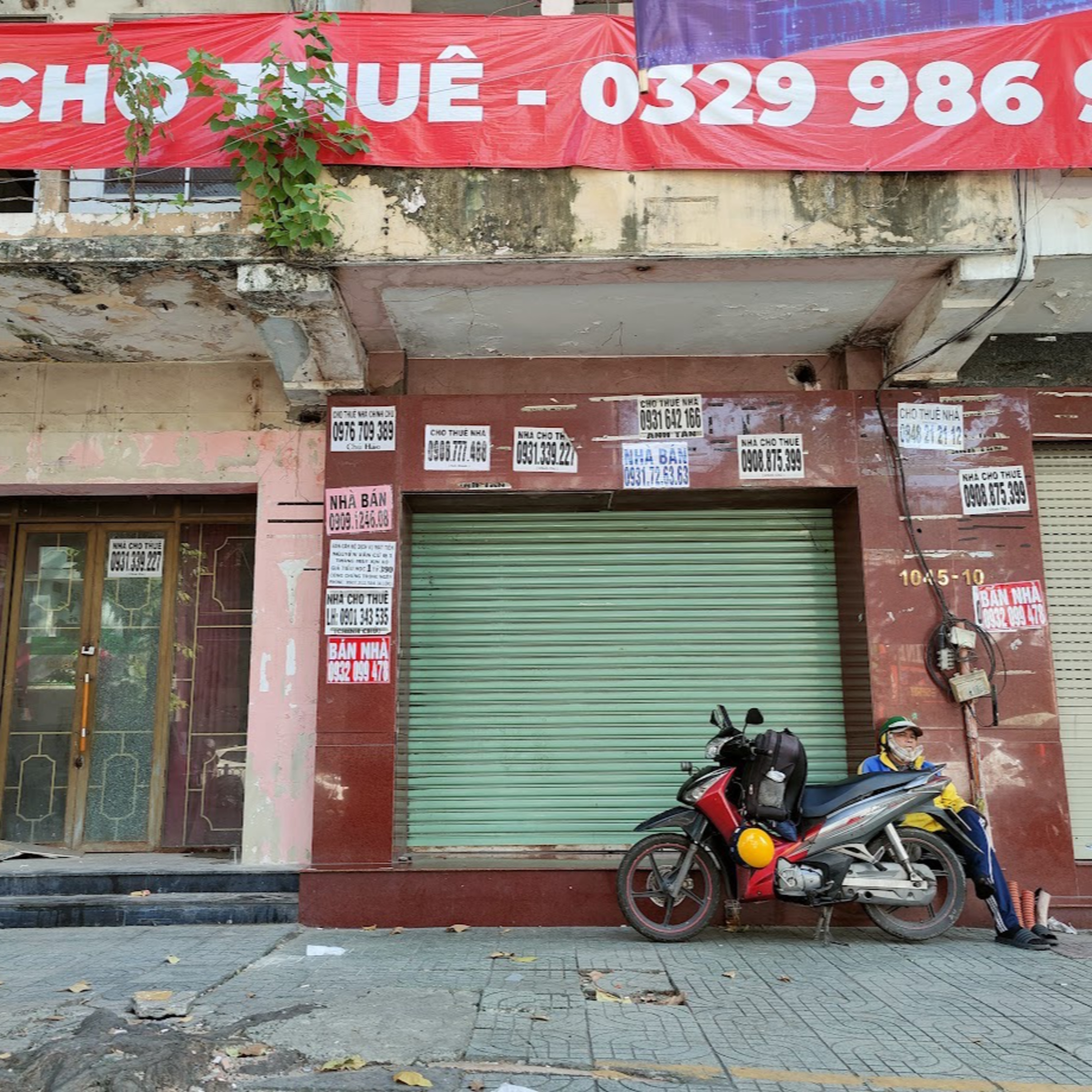 Thị thành ký: Mặt bằng TP.HCM "ngủ đông" - Nỗi buồn cuối năm