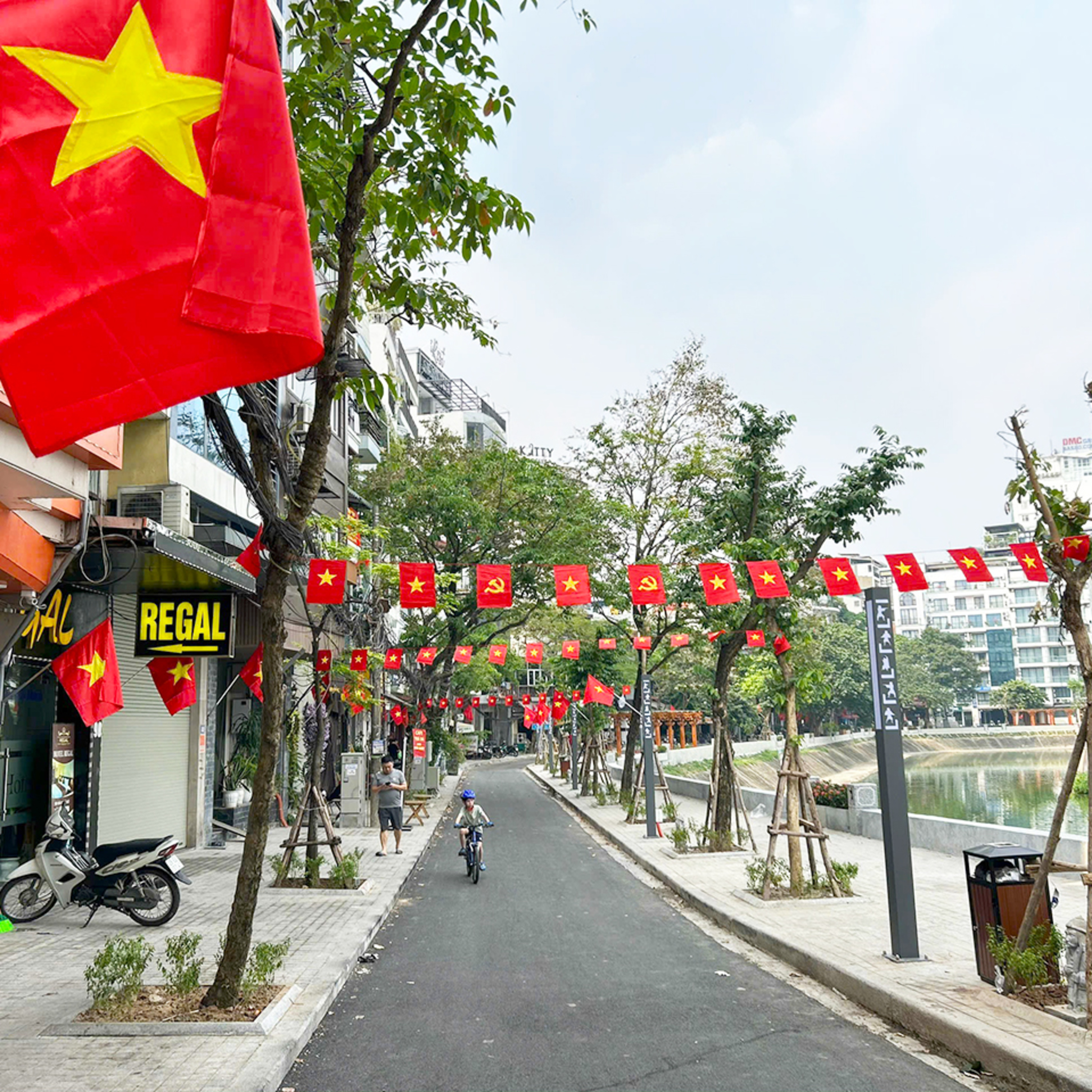 Thị thành ký: Đìu hiu phố đi bộ gần 30 tỷ đồng episode artwork