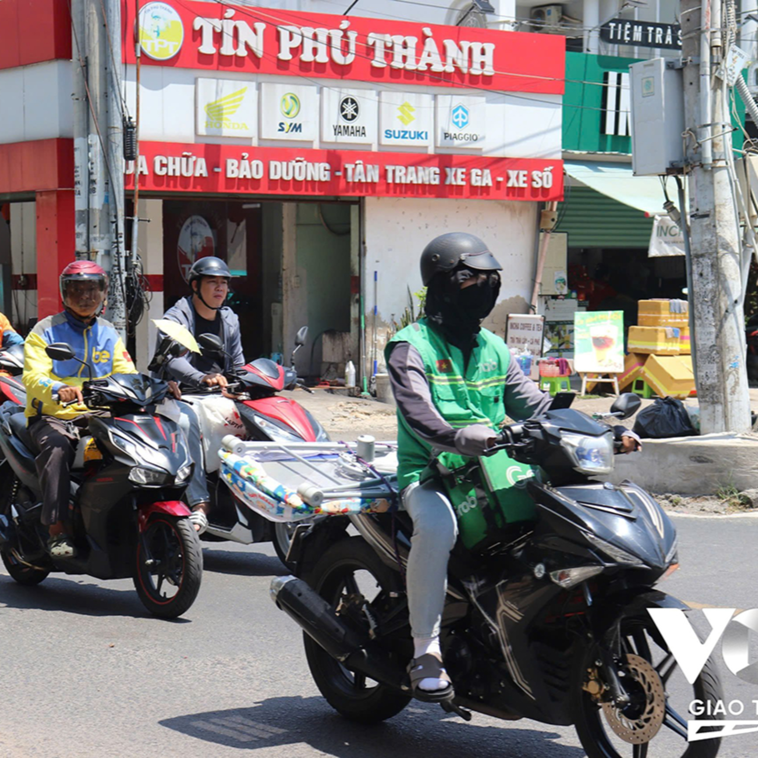 Thị thành ký: TP.HCM chuyển đổi 400.000 xe xăng sang điện chỉ chiếm 5% trong 8,6 triệu xe, liệu có kết quả có đột phá? episode artwork