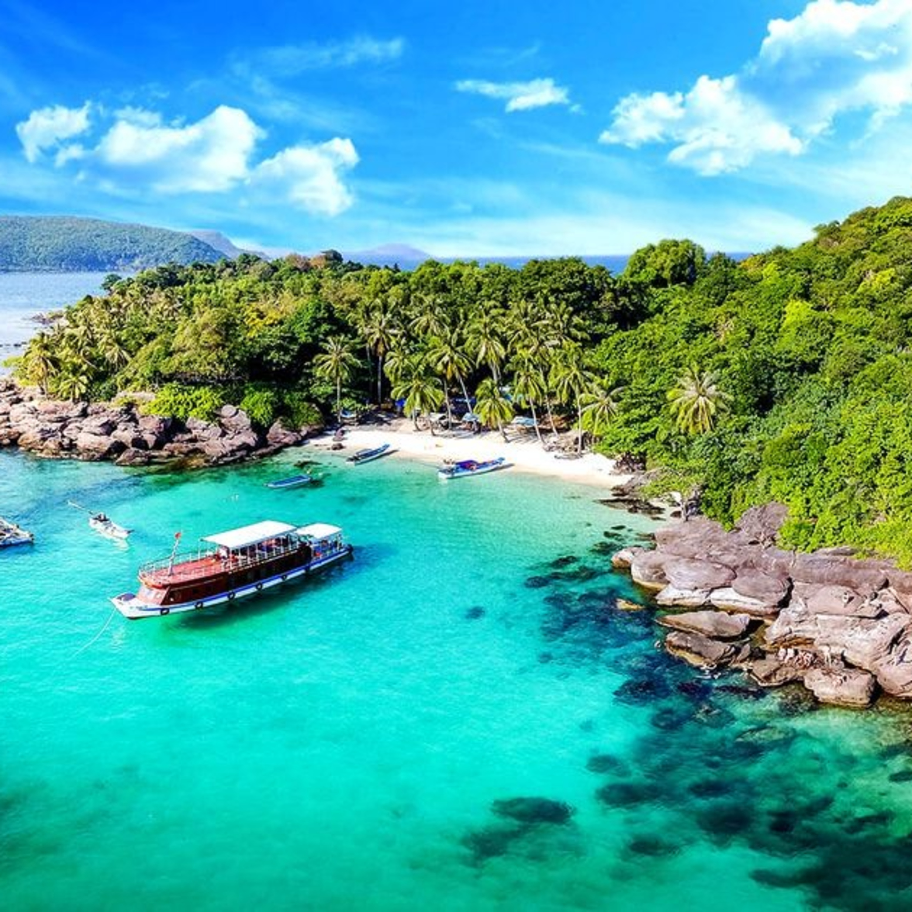Thị thành ký: “Chuyển đổi xanh ở Côn Đảo không phải chỉ nghĩ đến xe điện chạy chằng chịt” episode artwork