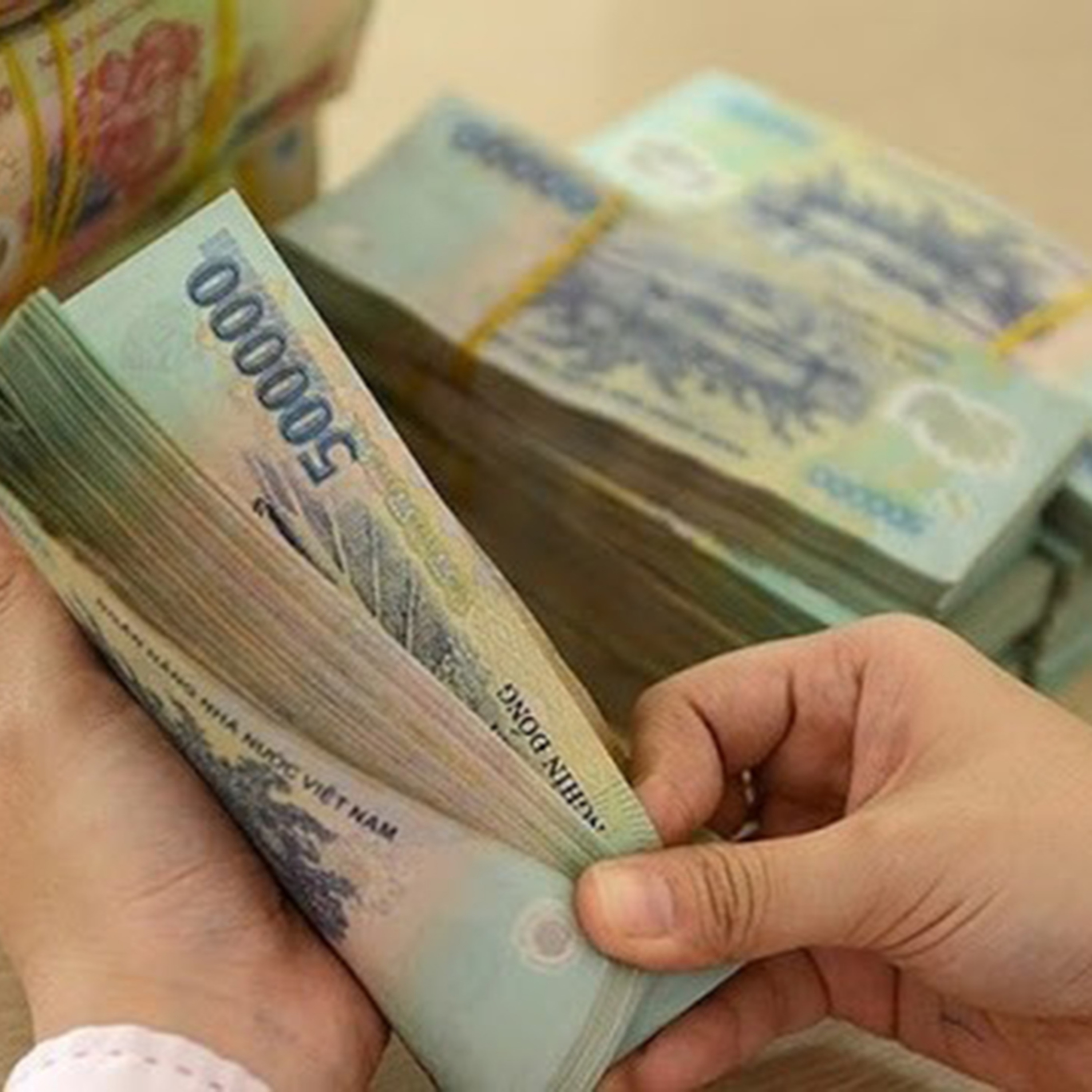 Đối thoại: Trả lương chậm hooặc thiếu, người lao động được bảo vệ thế nào?