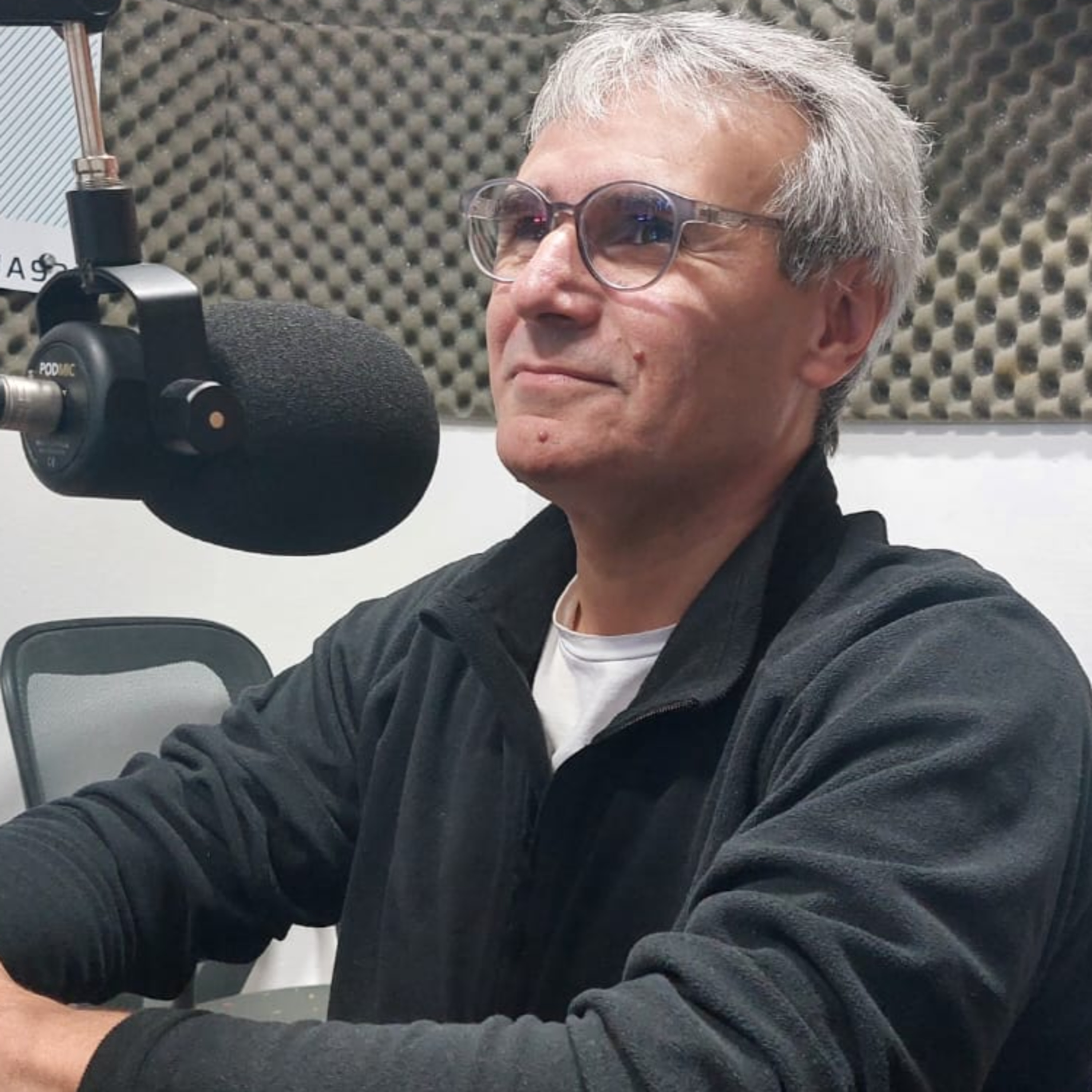 Daniel Vega en «Días Distintos» episode artwork