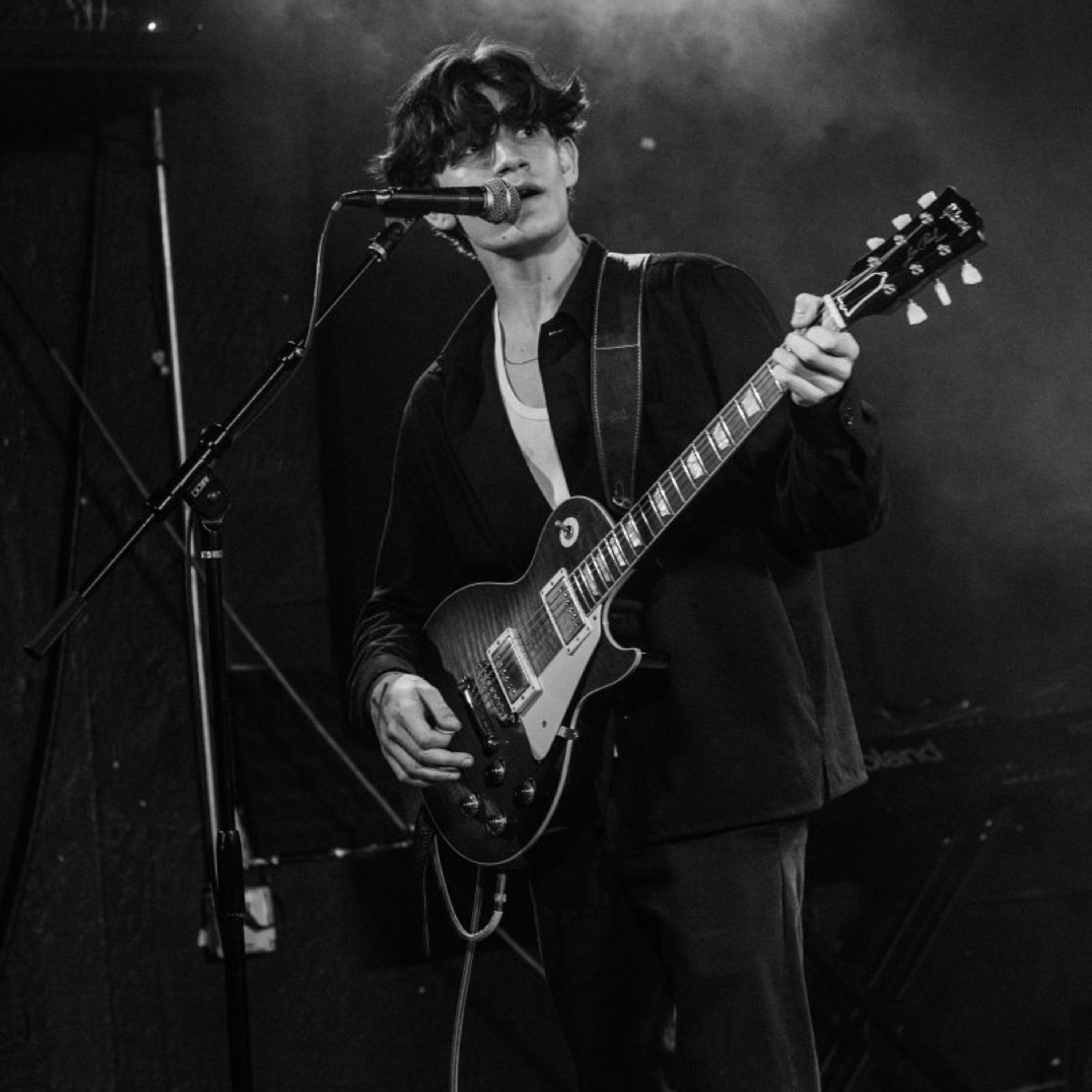 Meet 19-year-old guitar virtuoso Asher Belsky