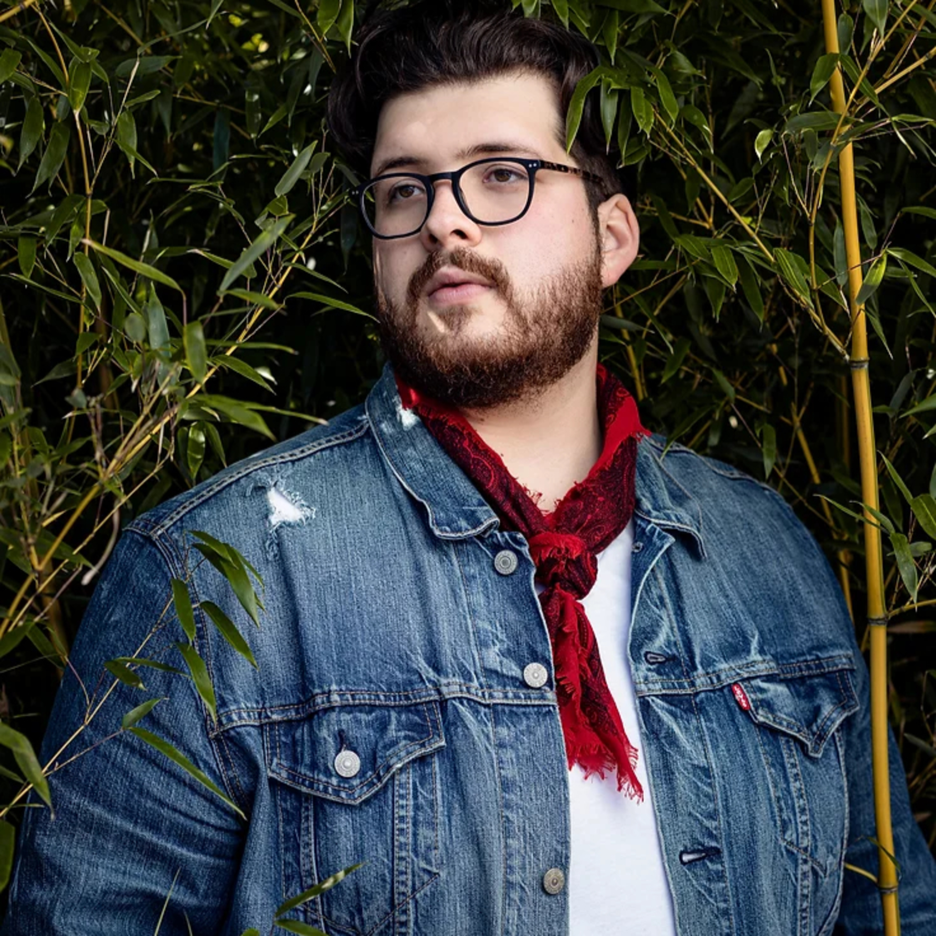 Noah Guthrie, on touring and new single, ‘Carry It Well’ episode artwork