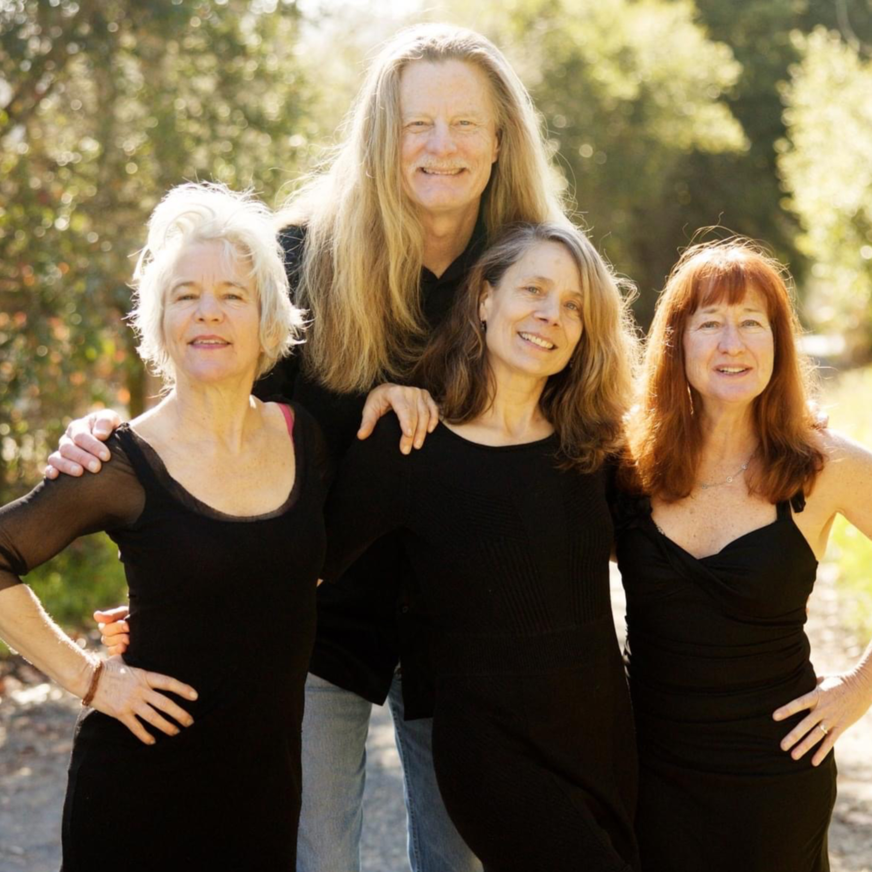 Free-Range Folk and Harmonies: A Conversation with Megan McLaughlin of The Musers episode artwork