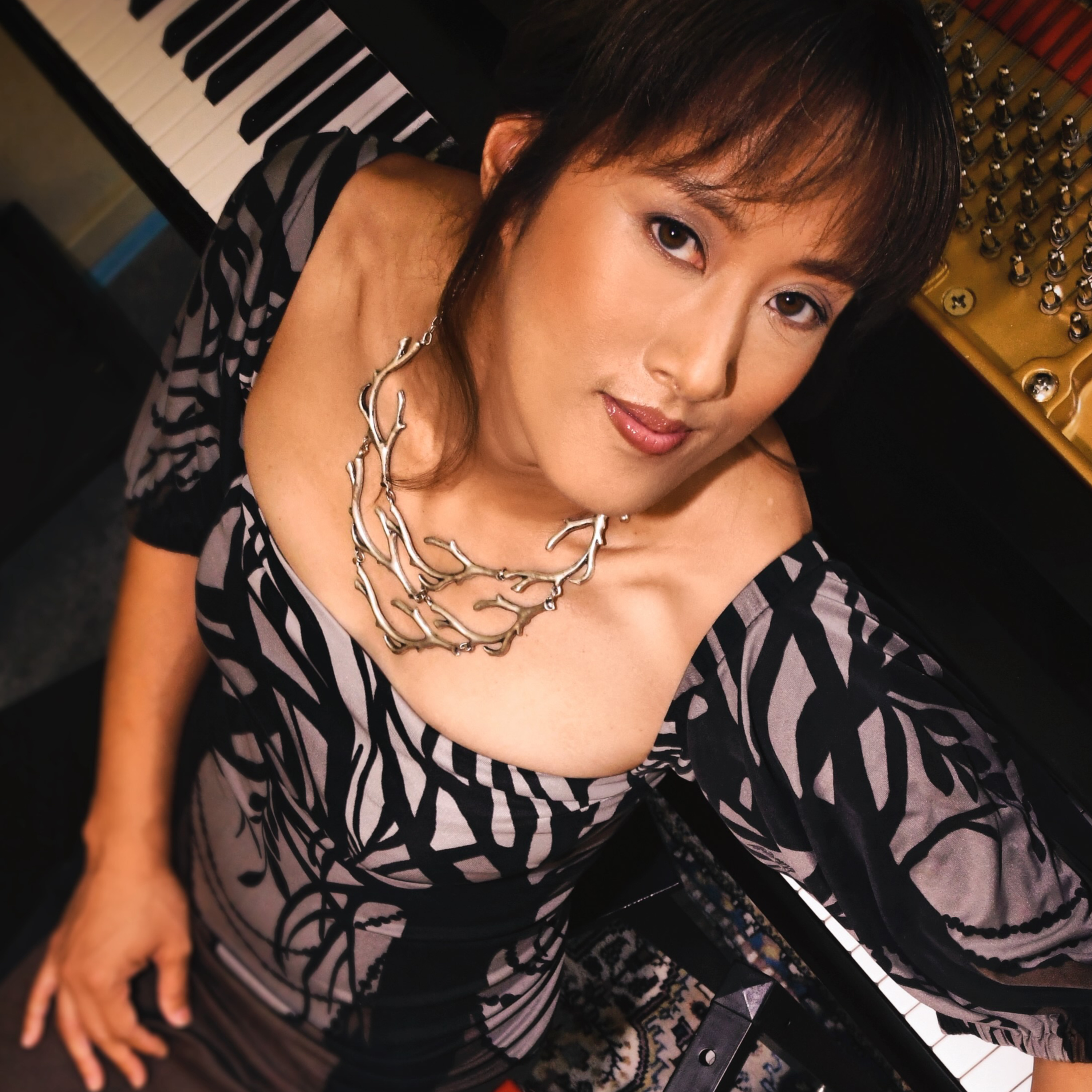 Vienna Teng: Crafting Musical Mashups and Inspiring Change episode artwork