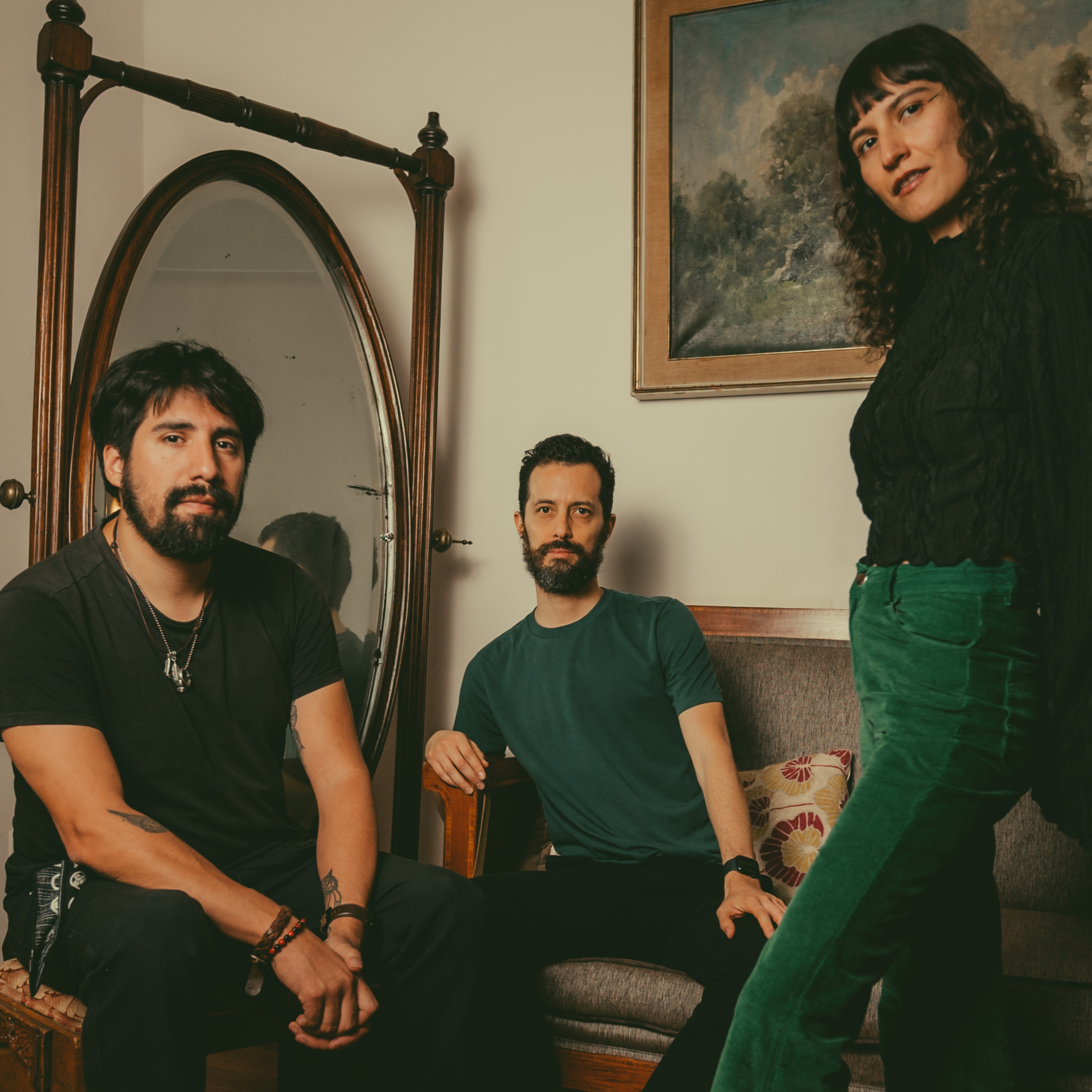 Karen y Los Remedios: Redefining Cumbia with a Modern Twist
