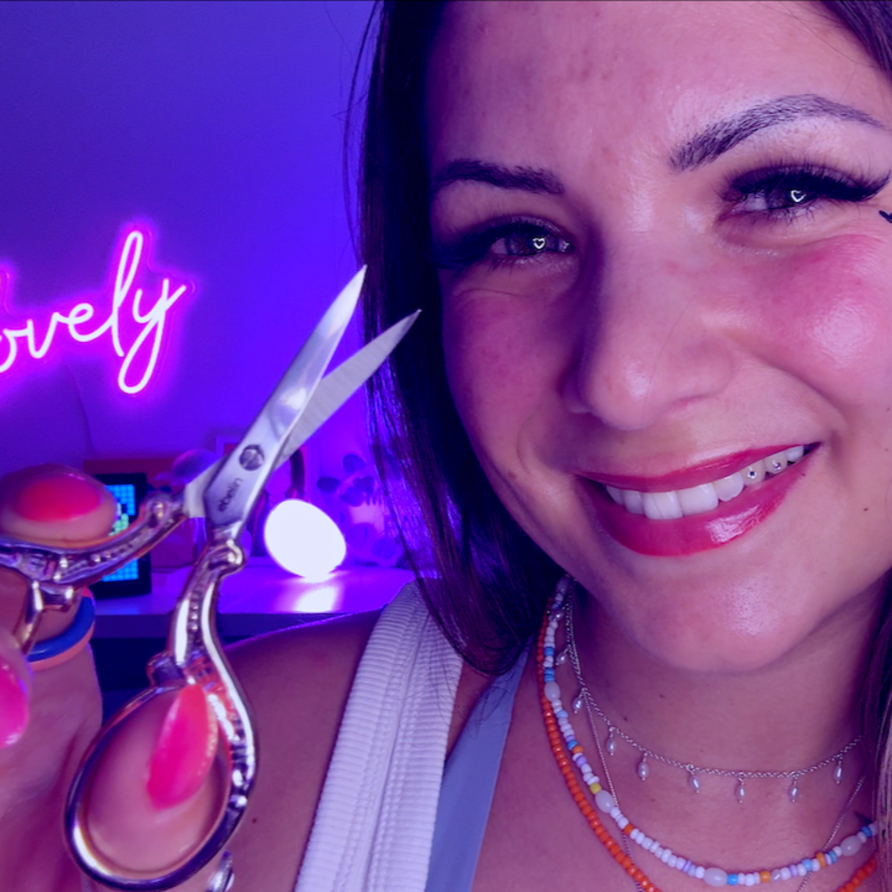 ASMR Premium Skincare während du im Bett liegst episode artwork