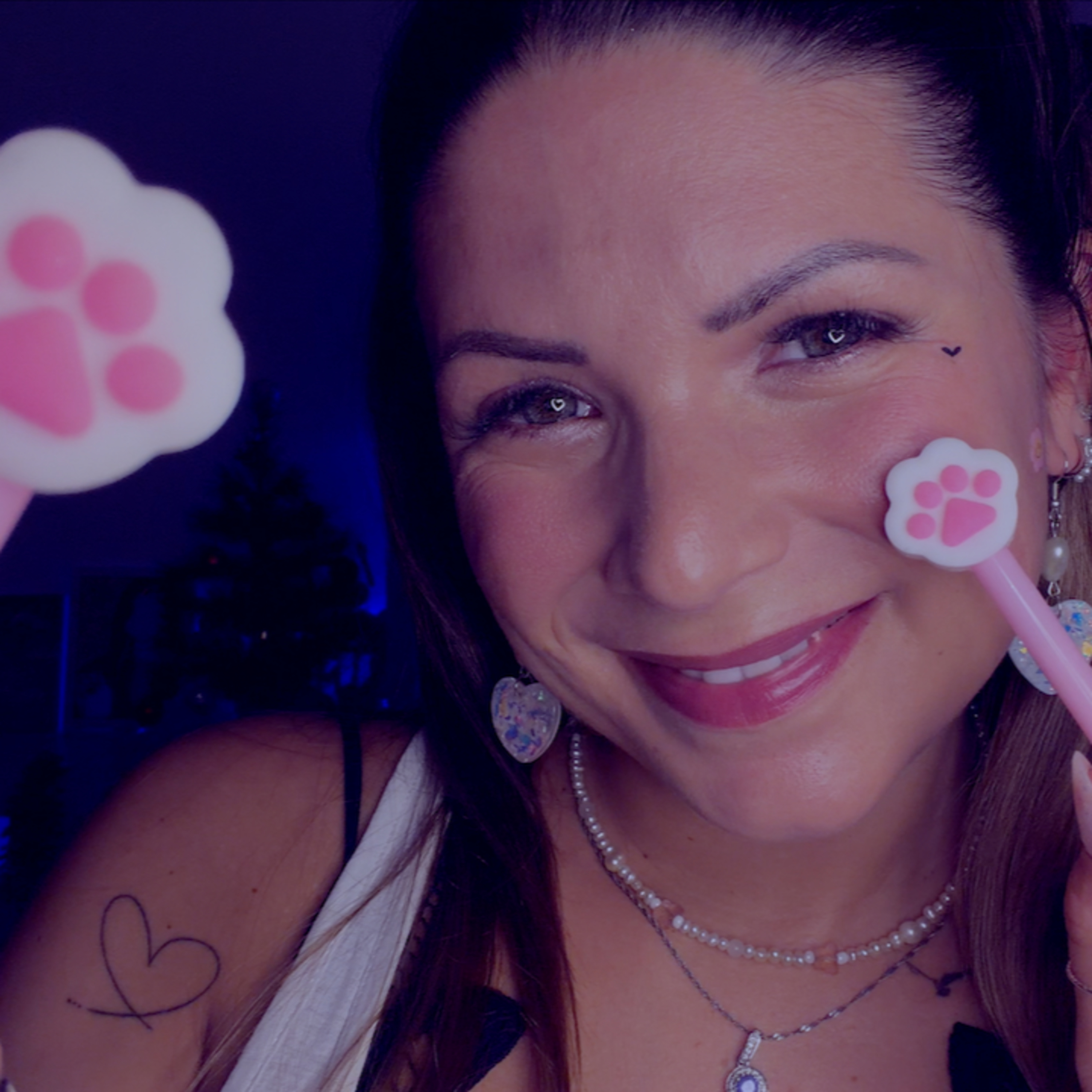 ASMR Personal Attention, Mouth Sounds und Face Touching 