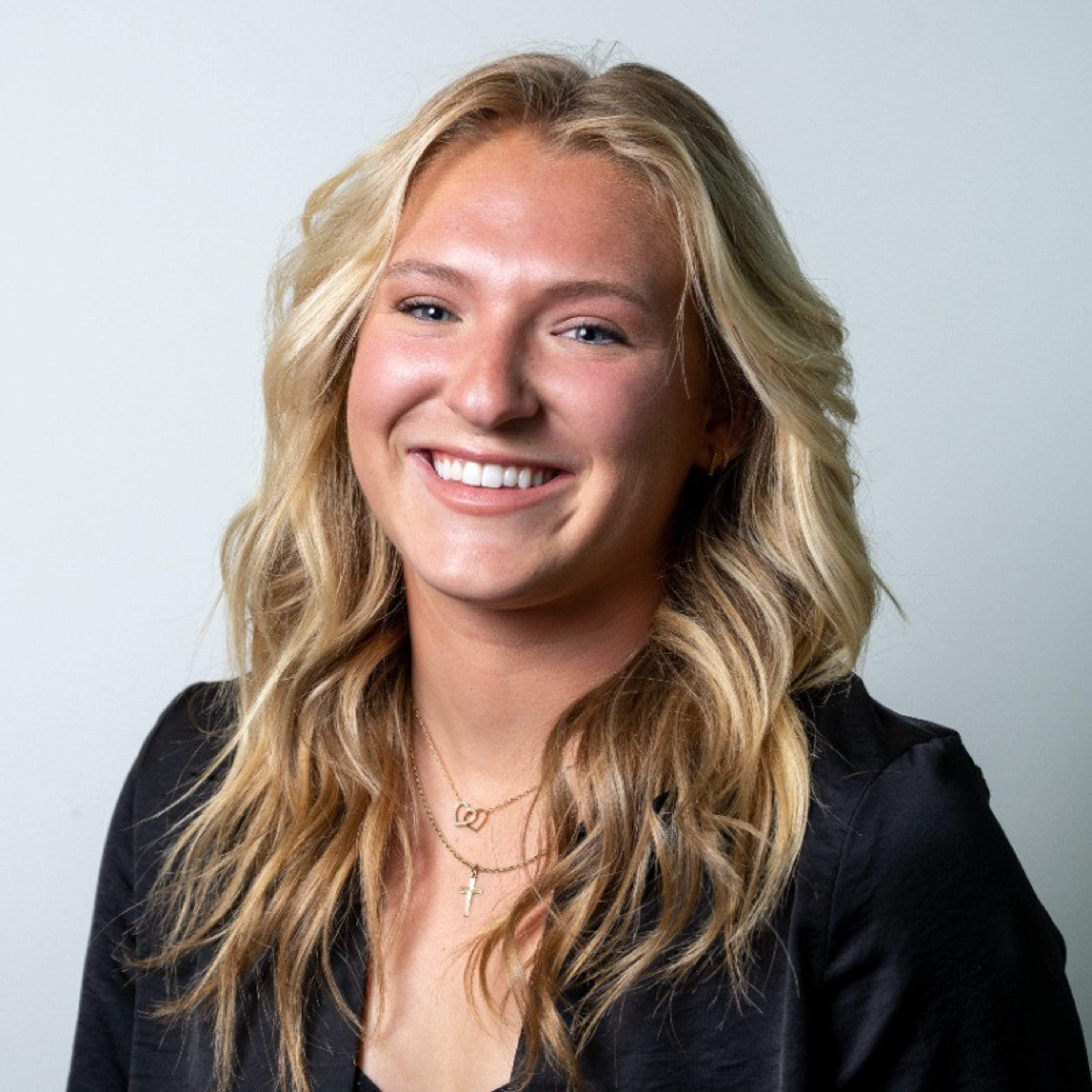 Kate Fitzgerald - DI Athlete, NIL Guru, and Entrepreneur is on WEDNESDAY WISDOM! episode artwork