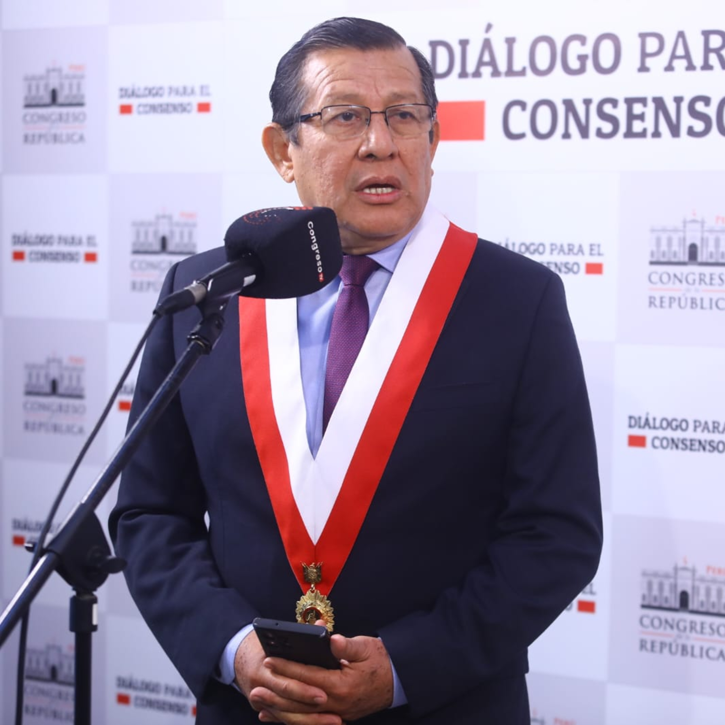 Declaraciones del presidente del Congreso, Eduardo Salhuana episode artwork