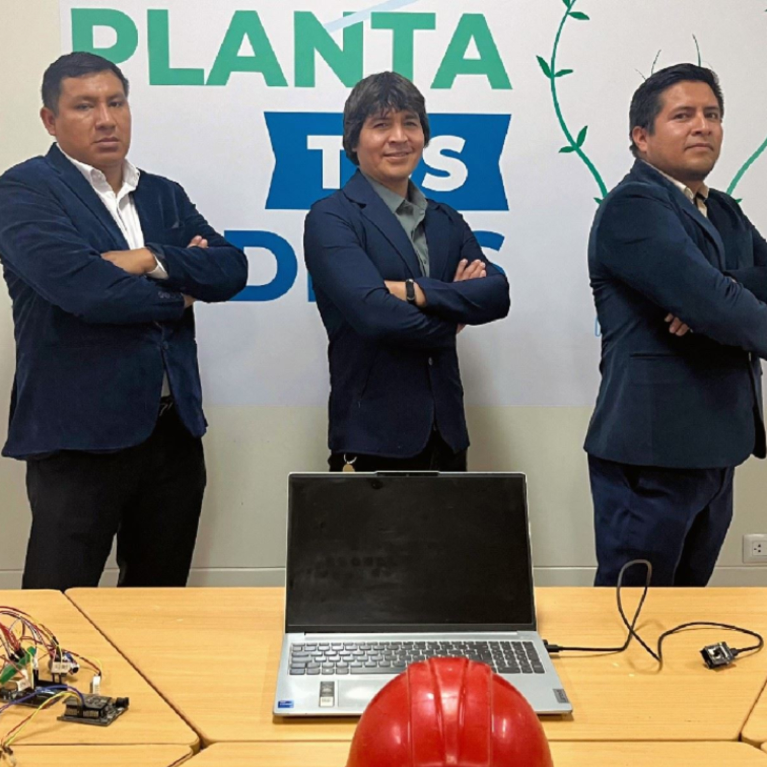 Docentes peruanos impulsan innovación educativa con tecnología aplicada a la seguridad laboral episode artwork