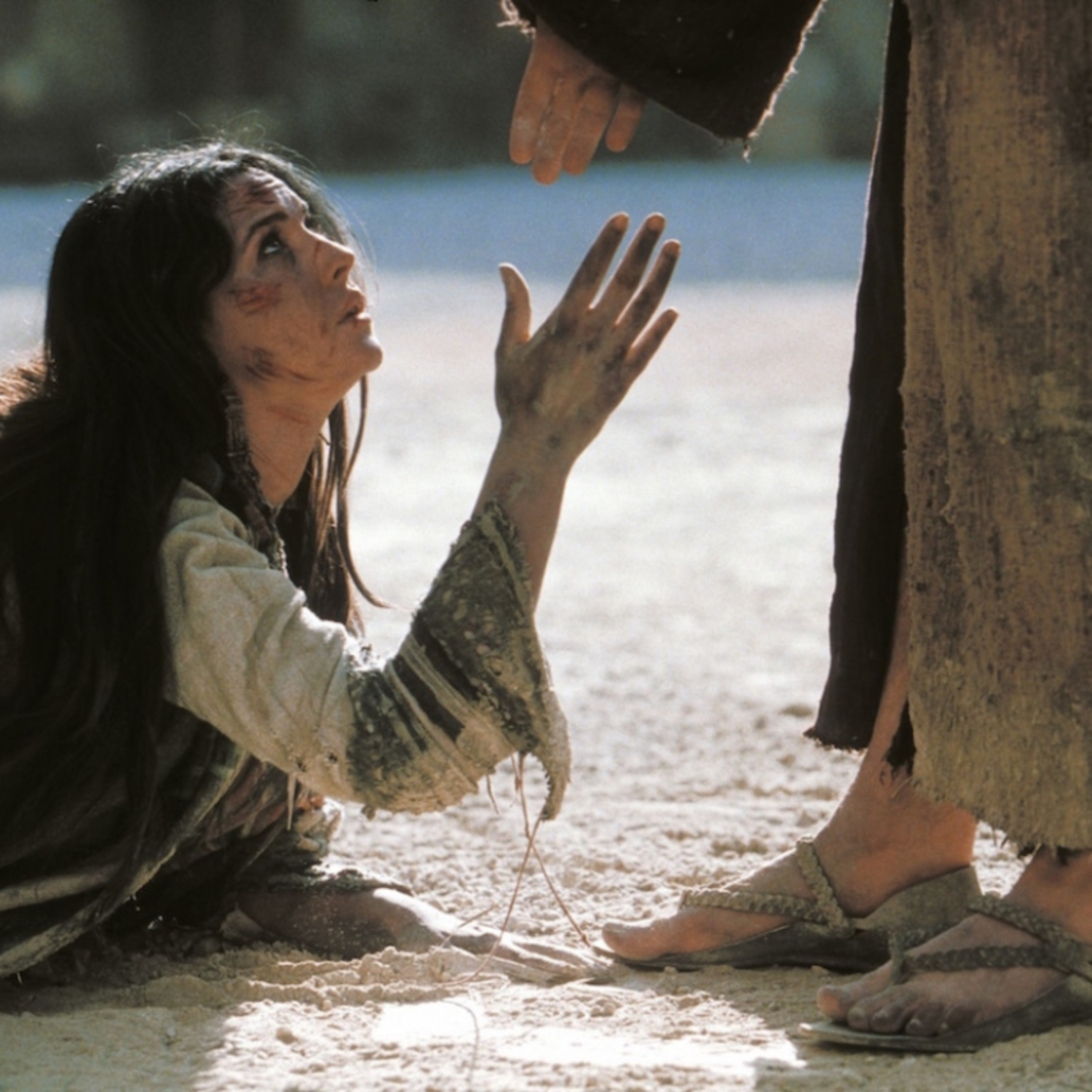 Evangelio del Lunes 23 de Marzo. Juan 8,1-11.