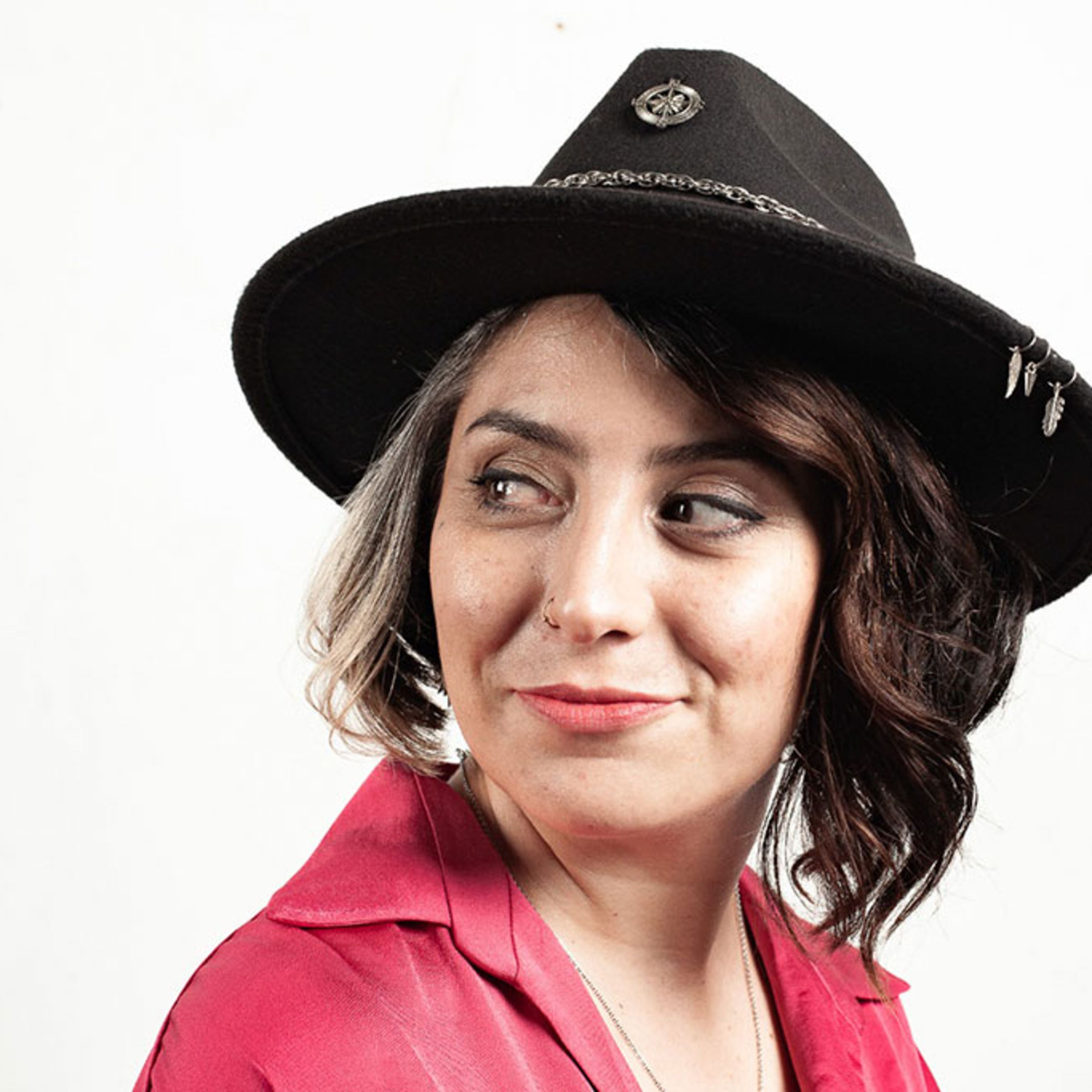 María Antonia León presenta en La Pombo su libro “Las Ballenas son más sutiles” episode artwork