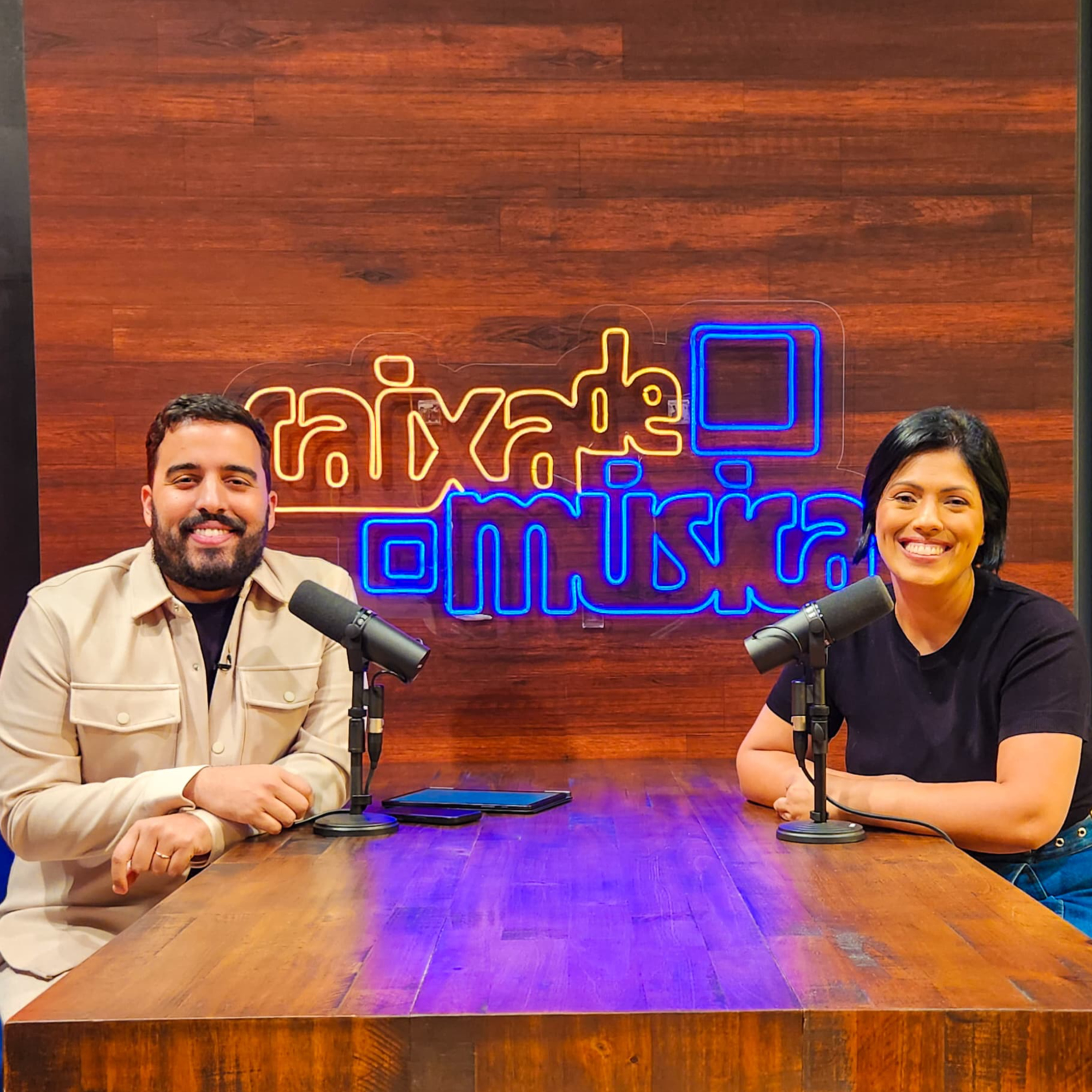 LAURA SIQUEIRA: O impacto da música na evangelização online episode artwork