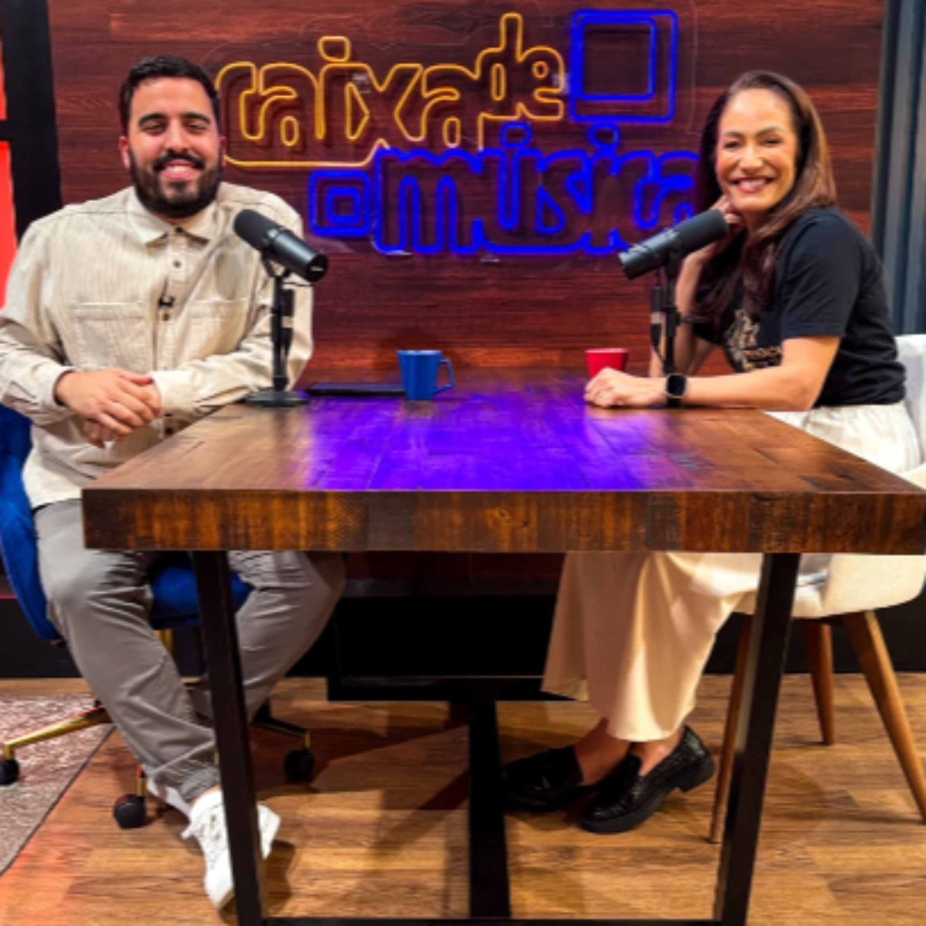 CINTIA ALVES: Cantora volta ao programa com novidades! episode artwork