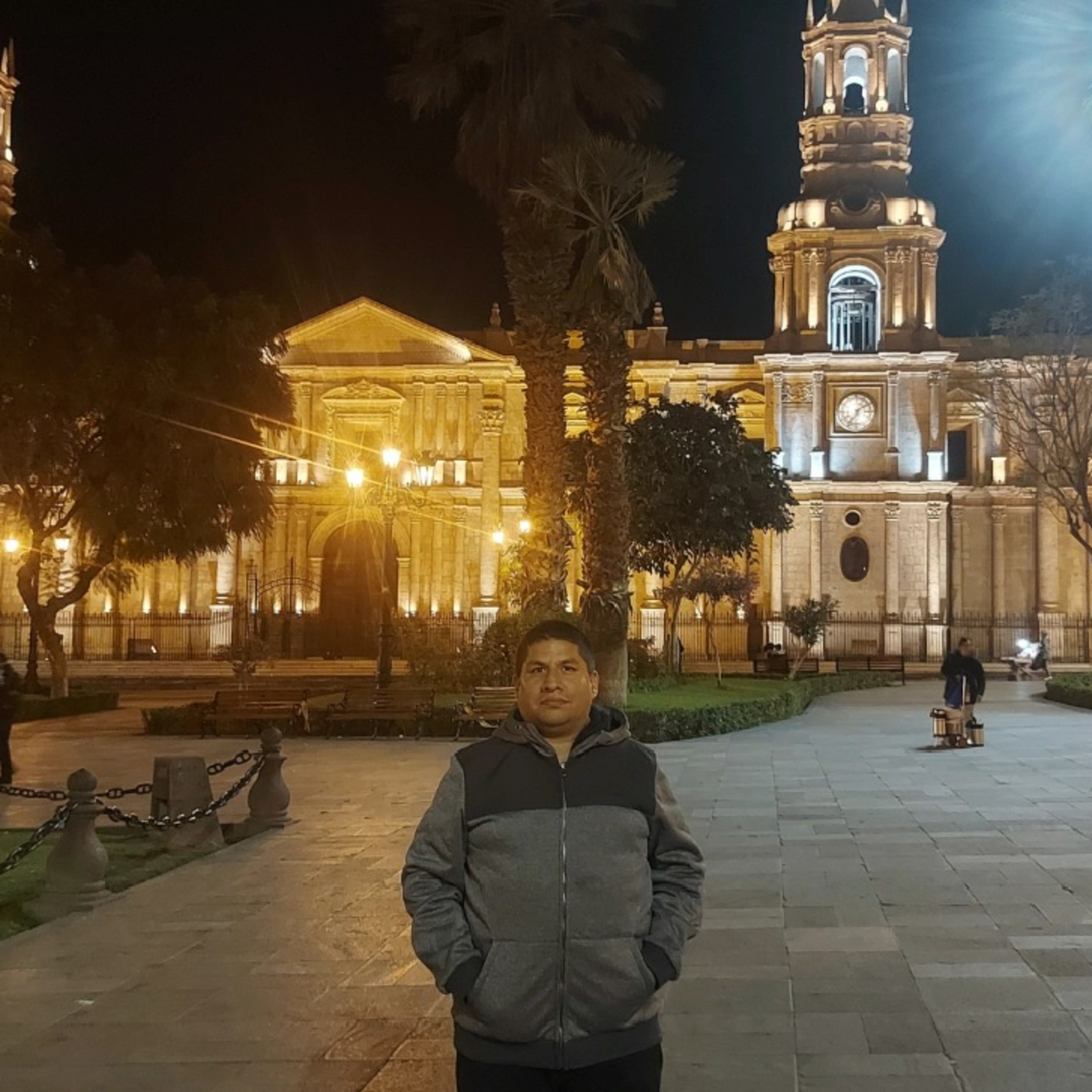 Reflexiones y Misterios, con Fernando