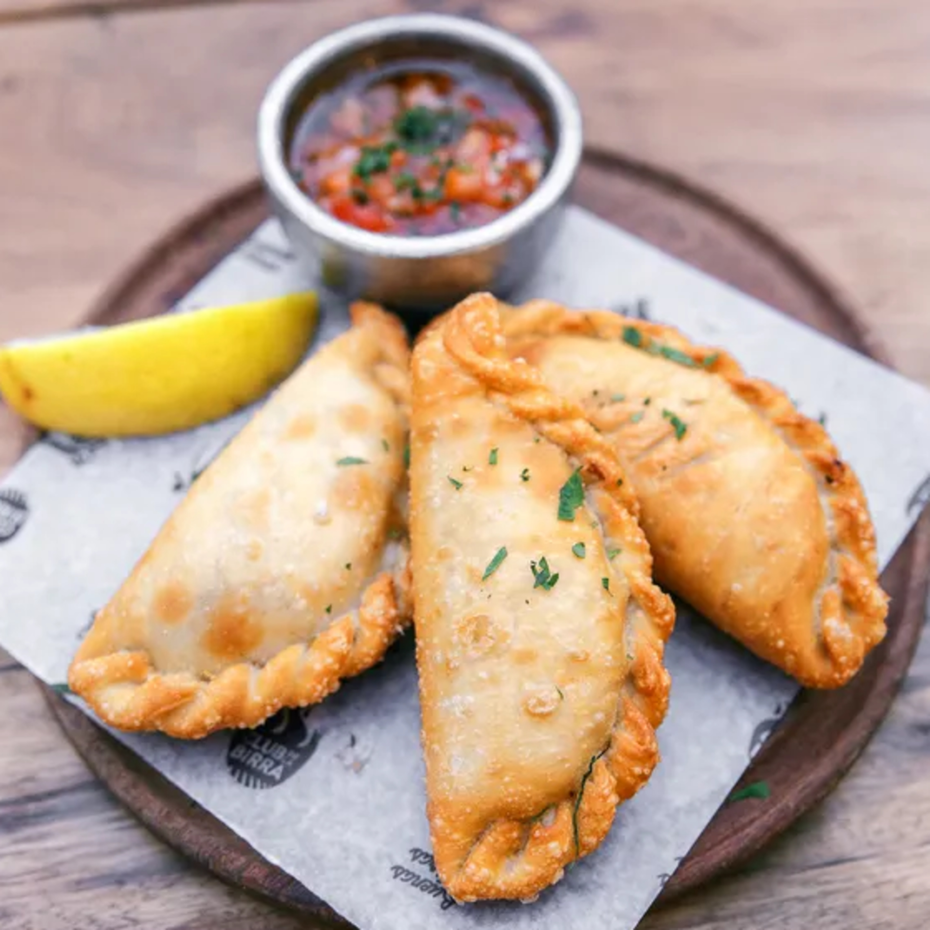 E52 - A Journey Through Argentine Flavors: La Empanada