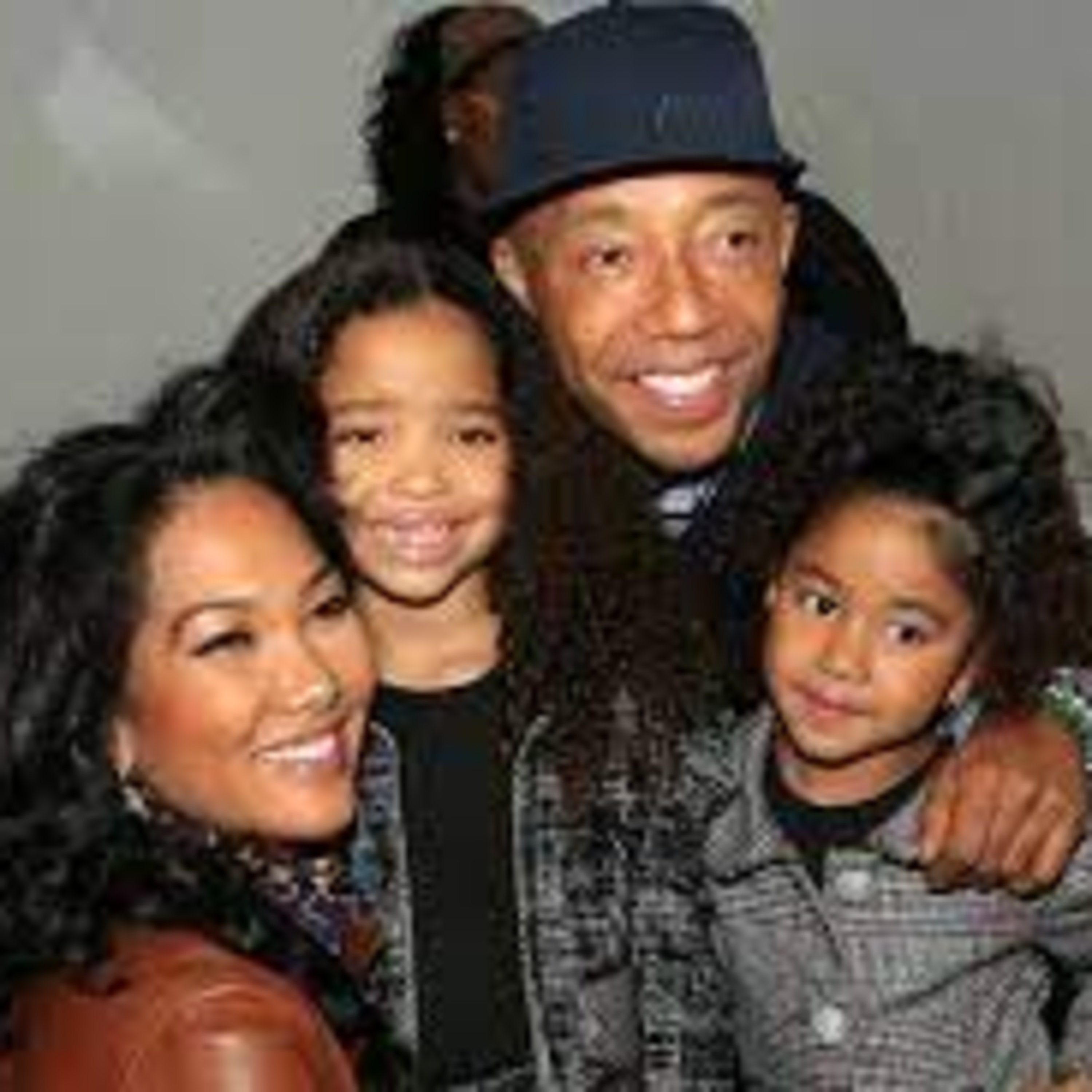 Russell Simmons Vs His Own Damn Family episode artwork
