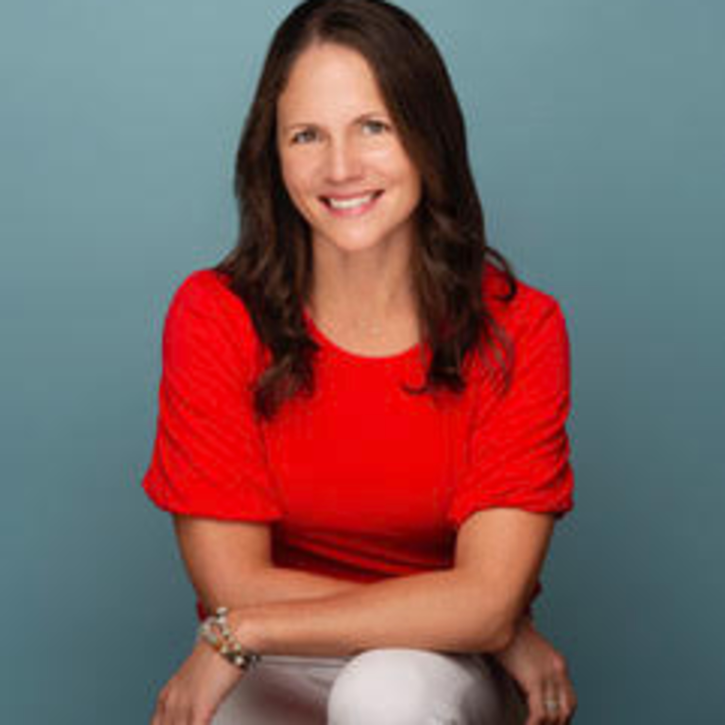 Chou Chats with Leah Marone, Psychotherapist and Author episode artwork
