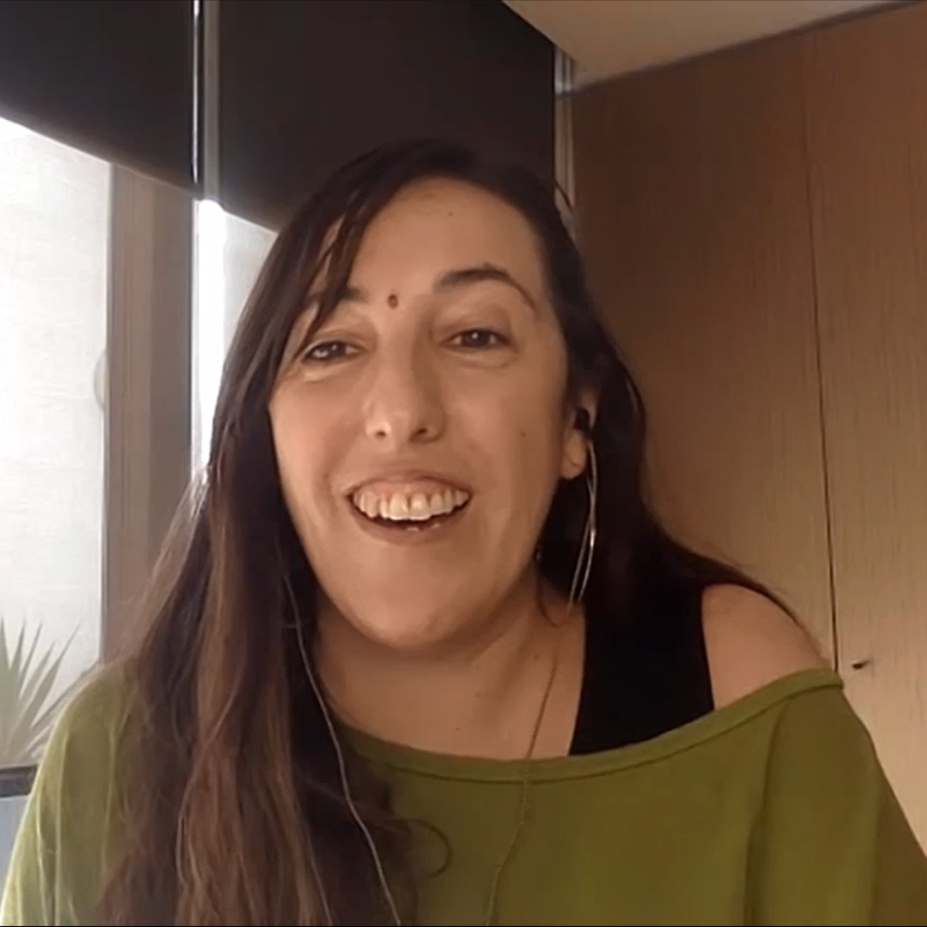 Entrevista con la cantante Cel Mamone episode artwork