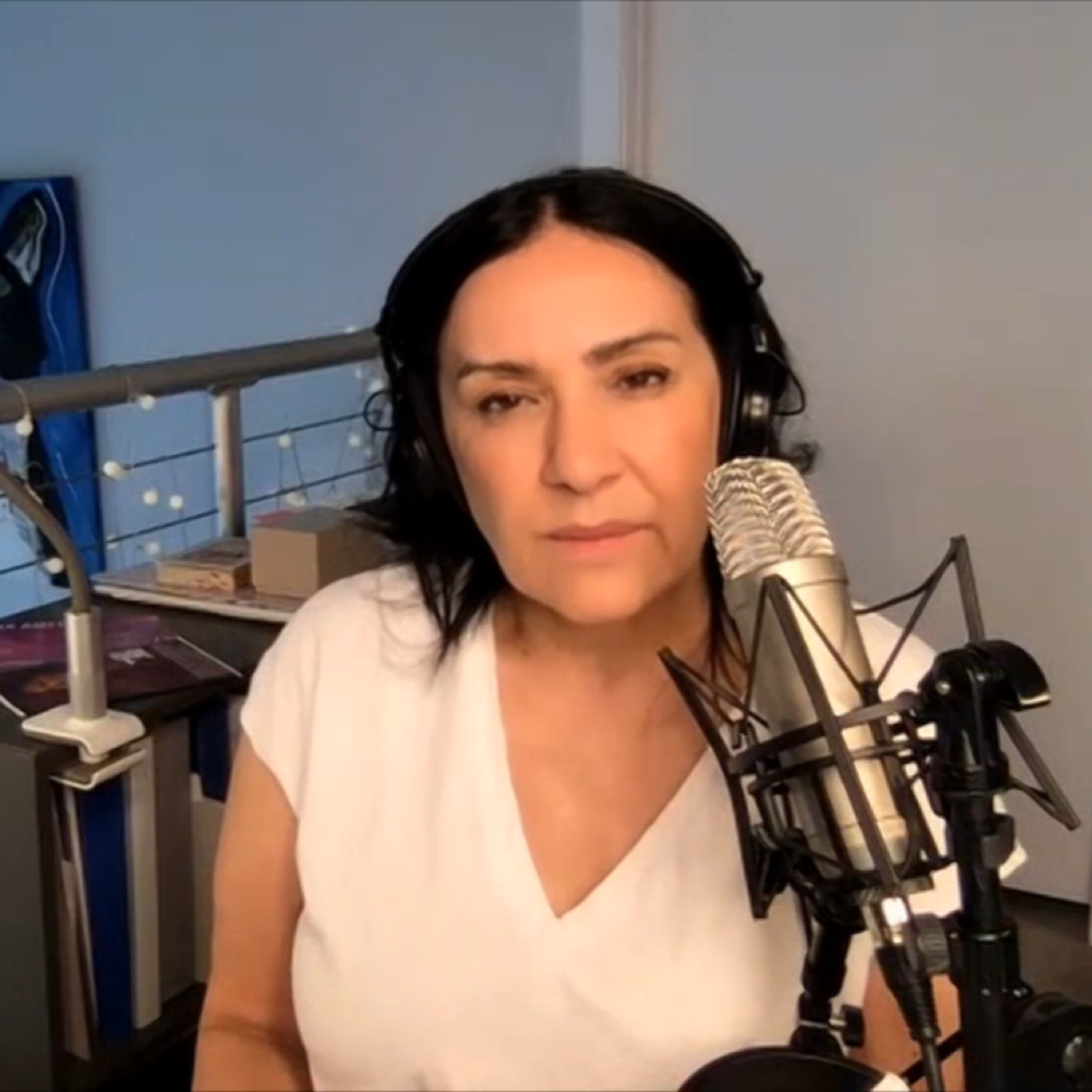 Entrevista con la cantante Roxana Amed  episode artwork