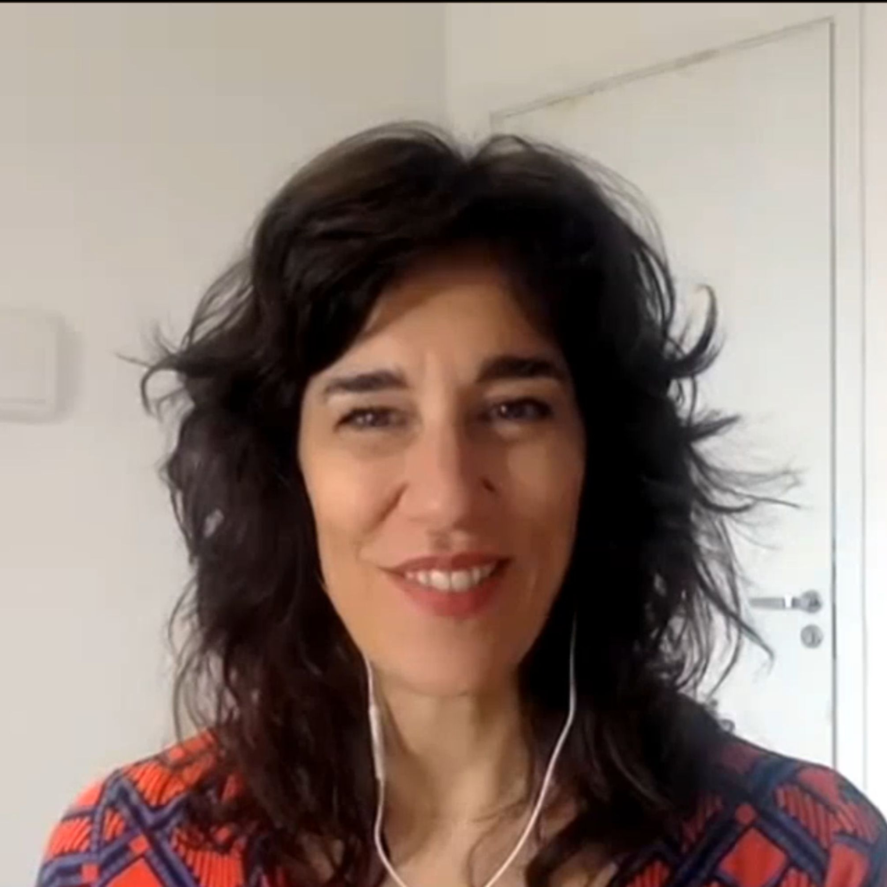 Entrevista con la cantante Cecilia Arellano episode artwork