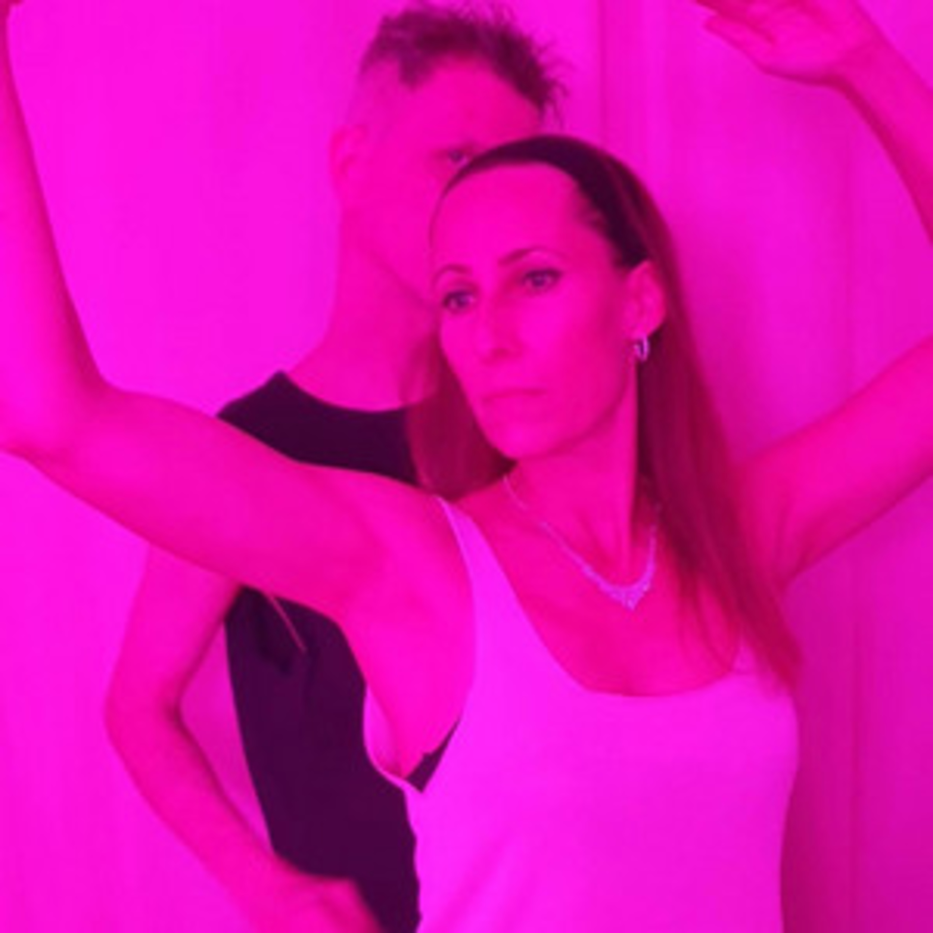 Shellshocked Radio Steckbrief EP 13 - Sugartin - Synthpop Duo von Stuttgart - Musik, Namen & mehr #steckbrief #shellshocked #radio #synth #pop #duo #musik #stuttgart
