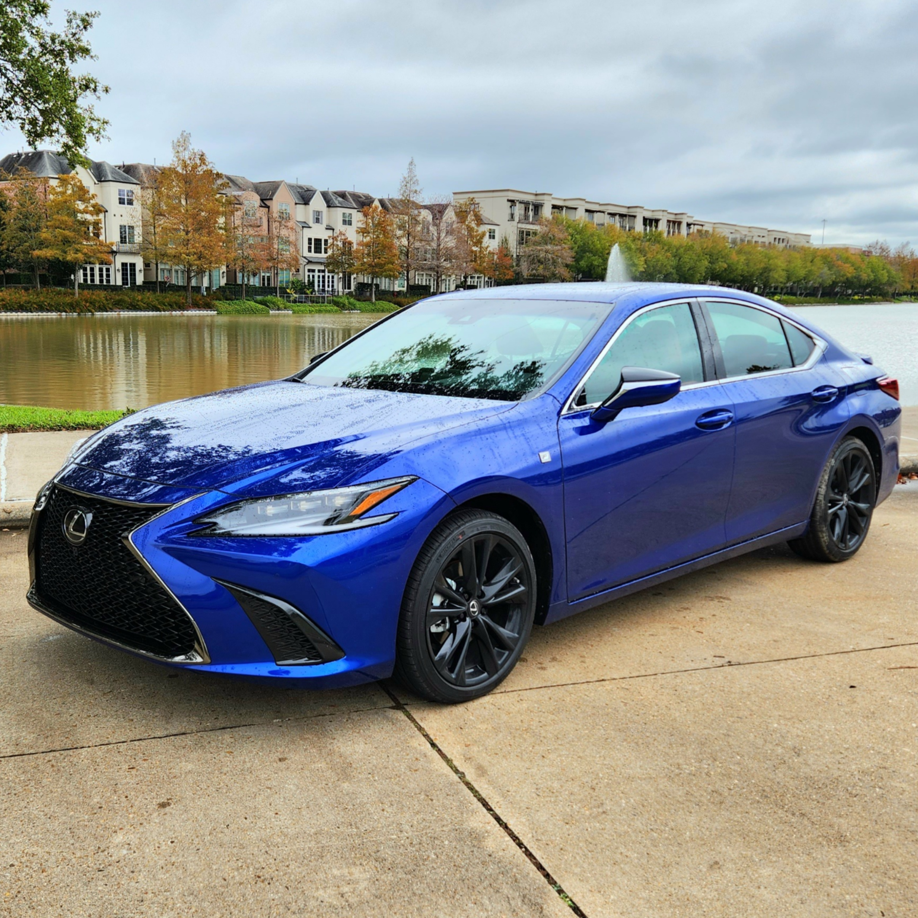 Auto Review: 2023 Lexus ES 350 F-Sport episode artwork