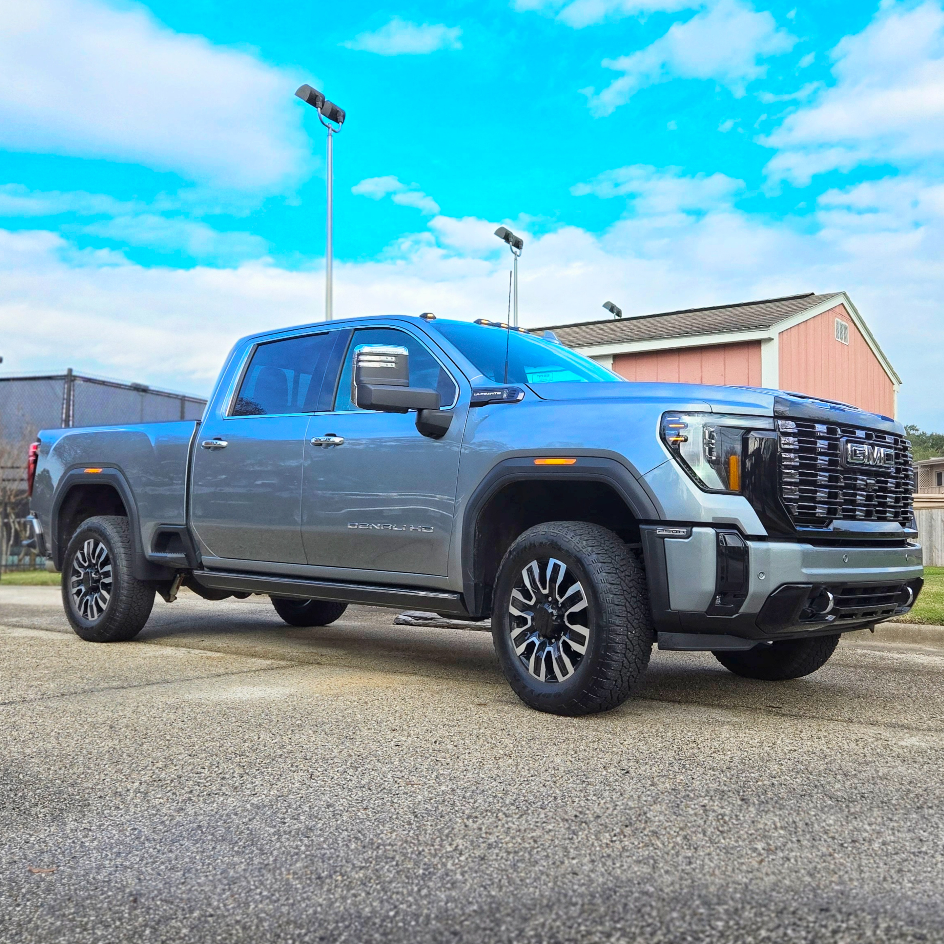 Auto Review: 2025 GMC Sierra 2500 Denali Ultimate episode artwork